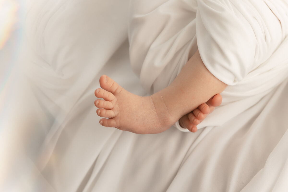 Minnesota Newborn Photographer Mikala Machemehl-39