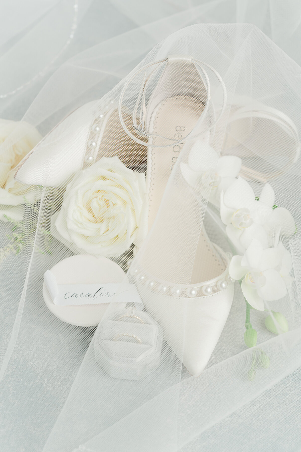 Wellshire Denver Colorado Classic Winter Wedding Elena Spraguer Photography 0008