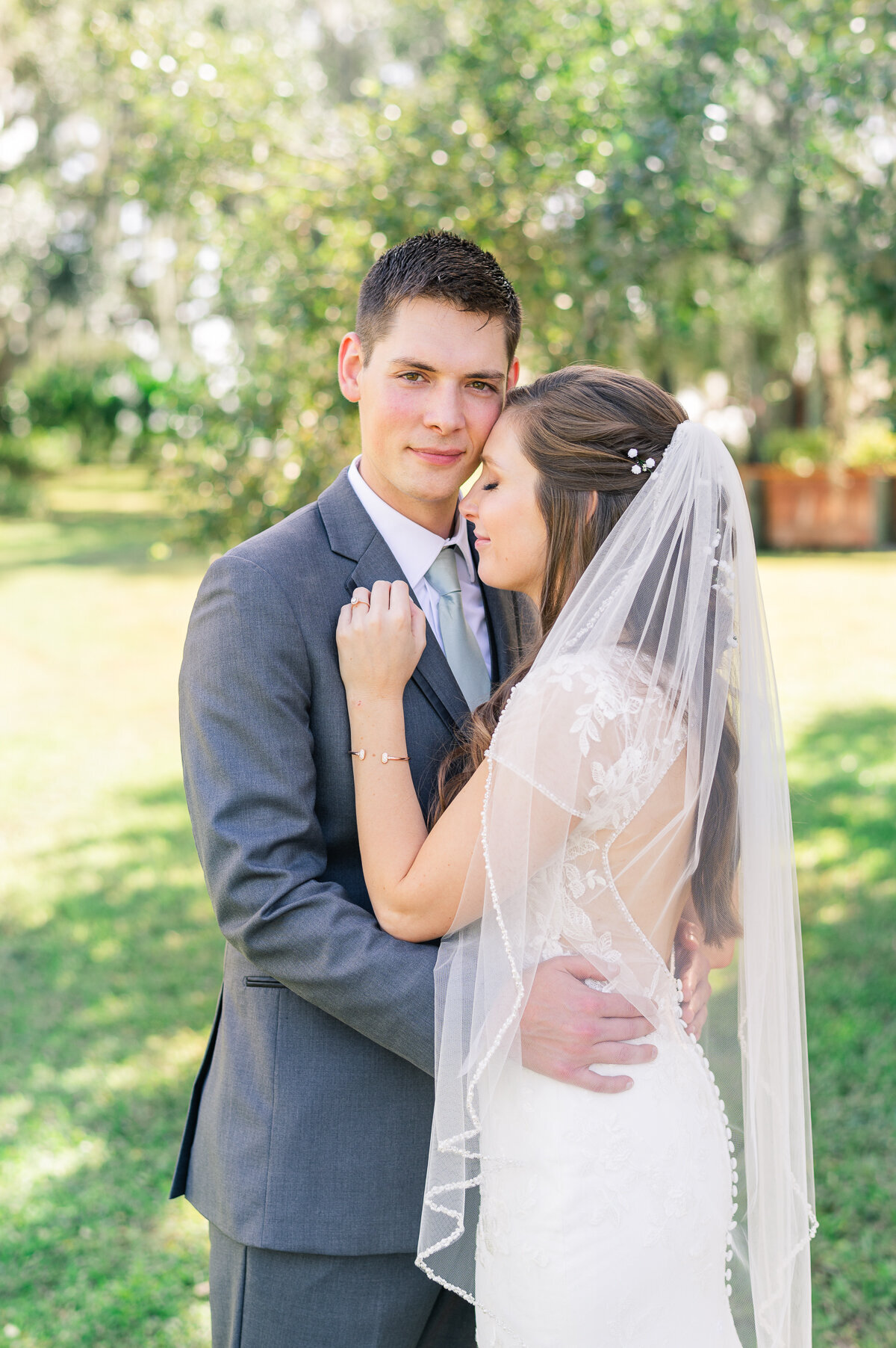 Caroline & Phillip Up the Creek Farms Wedding Couples Portrait | Lisa Marshall Photography