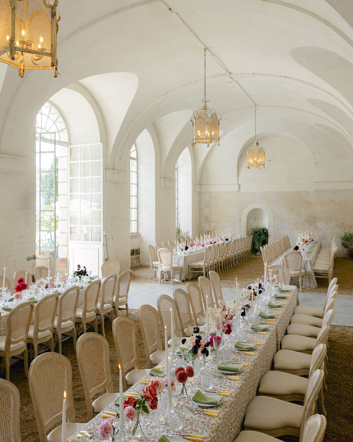 Chateau-de-Grand-Luce-wedding-florist-Floraison56