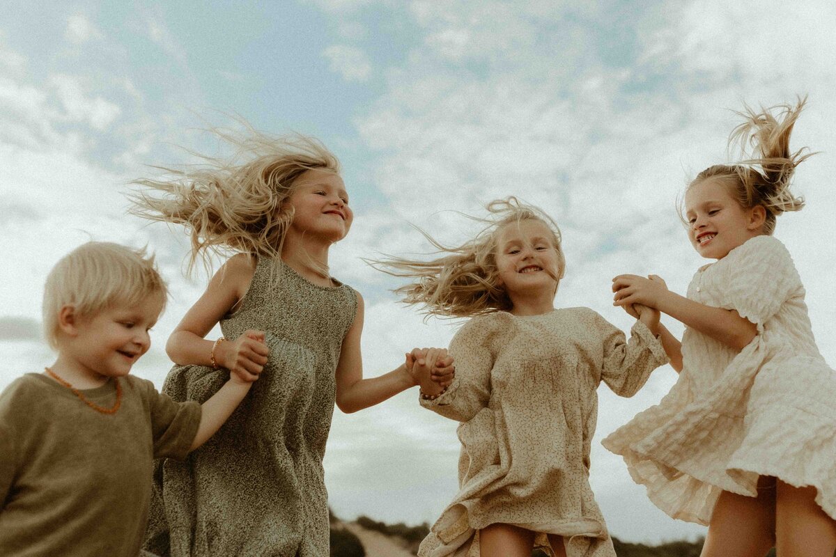 emmawandphotography_bundneena_kurnell_motherhood_sutherlandshirephotographer_cronullaphotographer_motherhood_sydneymotherhoodphotographer_royalnationalpark_familyphotographer_sutherlandshirefamilyphotographer_cronullafamilyphotographer_beachshoot_beachfamilysession