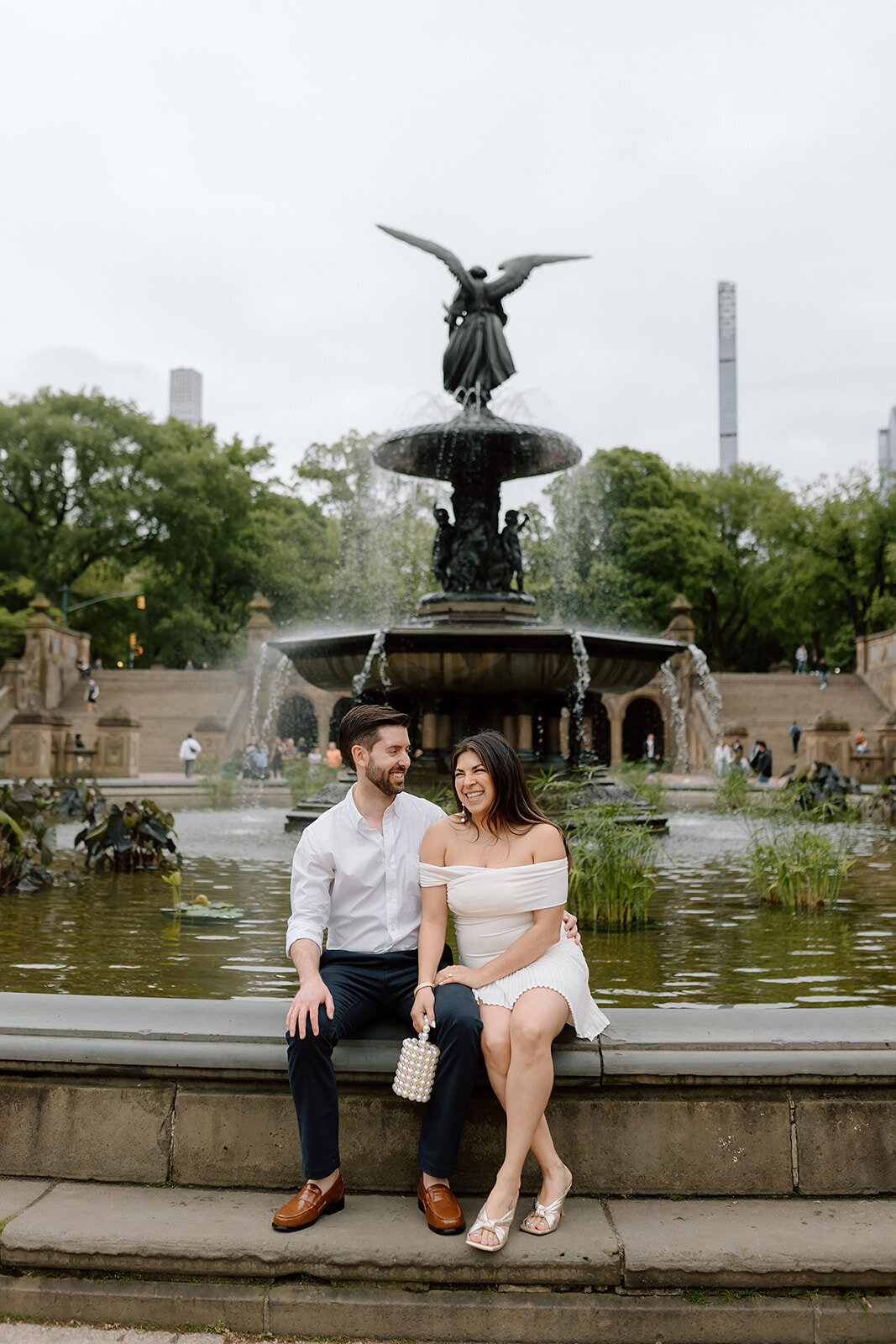 central-park-engagement-nycsession-met-engagementsession-socci-bbs-201_websize