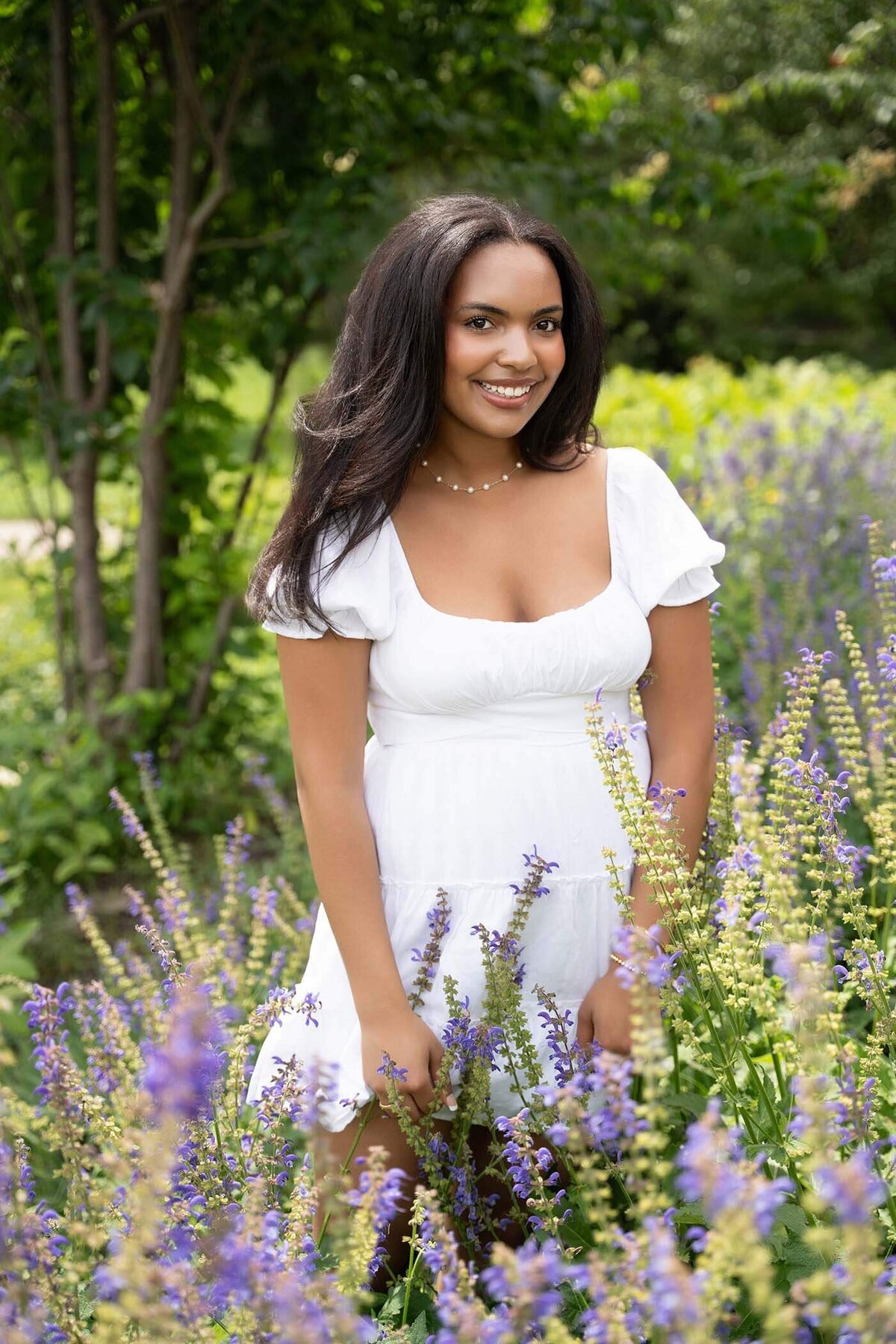 senior-girl-in-minnesota-flower-garden