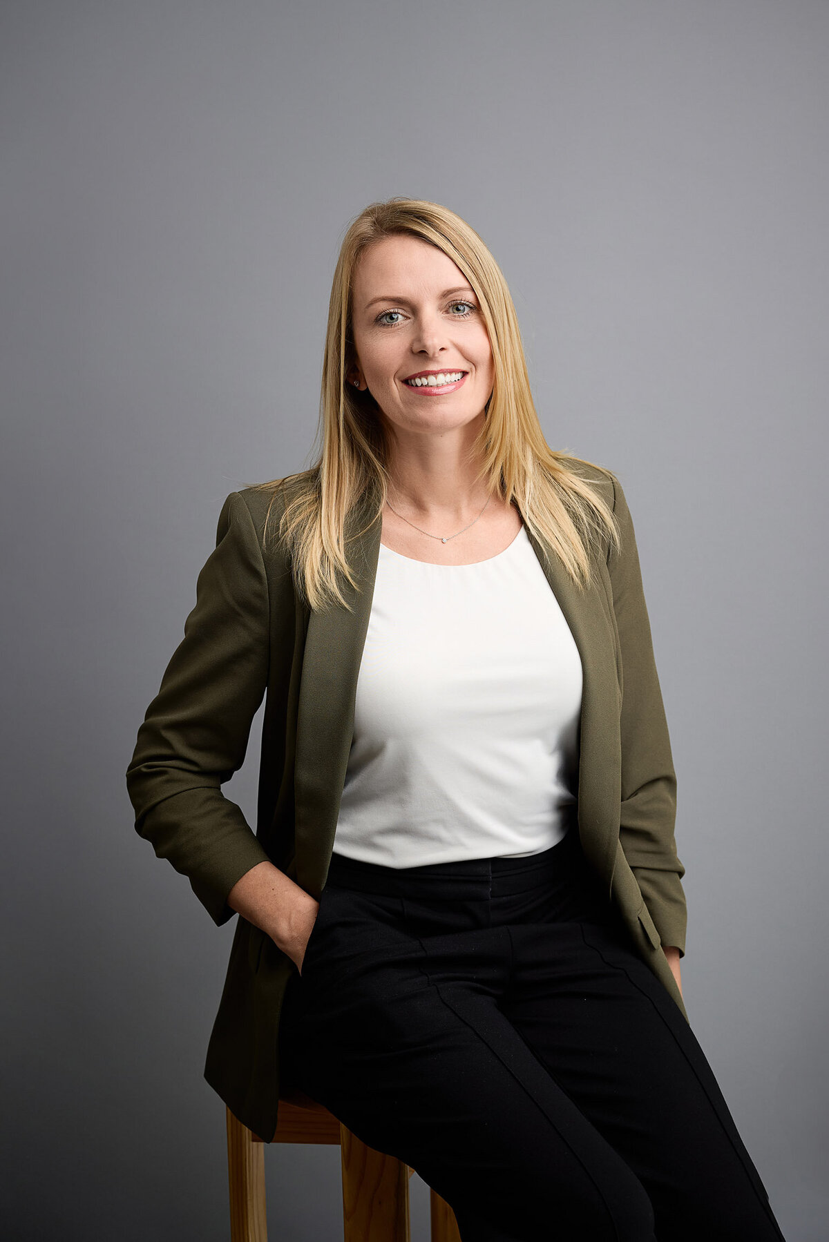 Corporate-Portrait-10678-Gemma