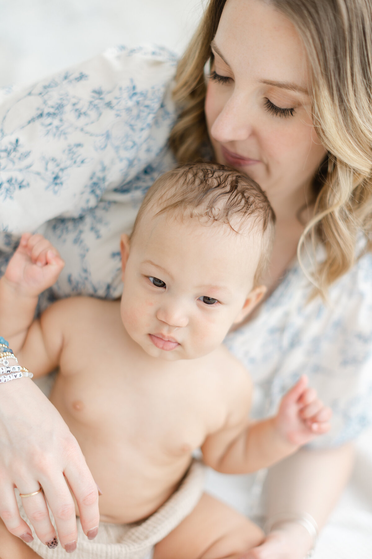 6 month baby milestone portrait session at Philadelphia photography studio - 19