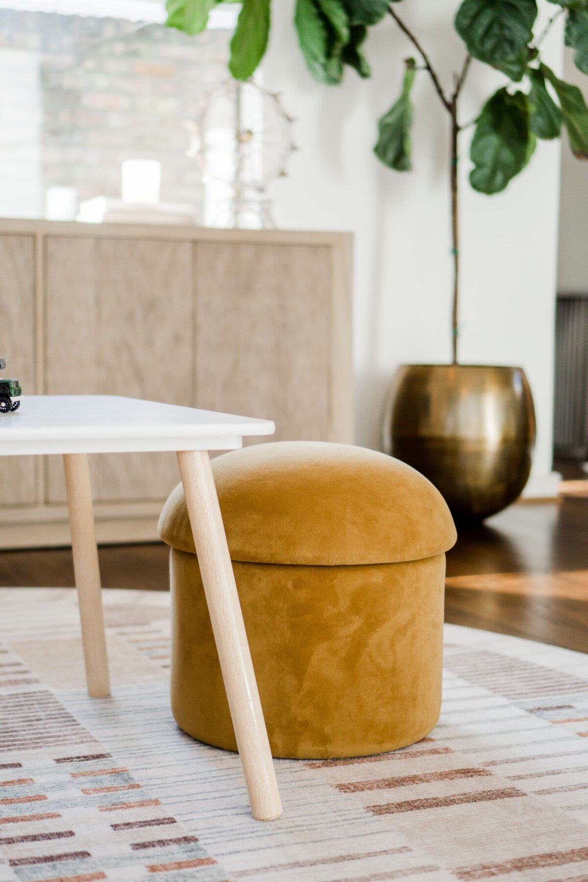 rebekah-nicole-interiors-ember-project-kids-area-living-room-stoll