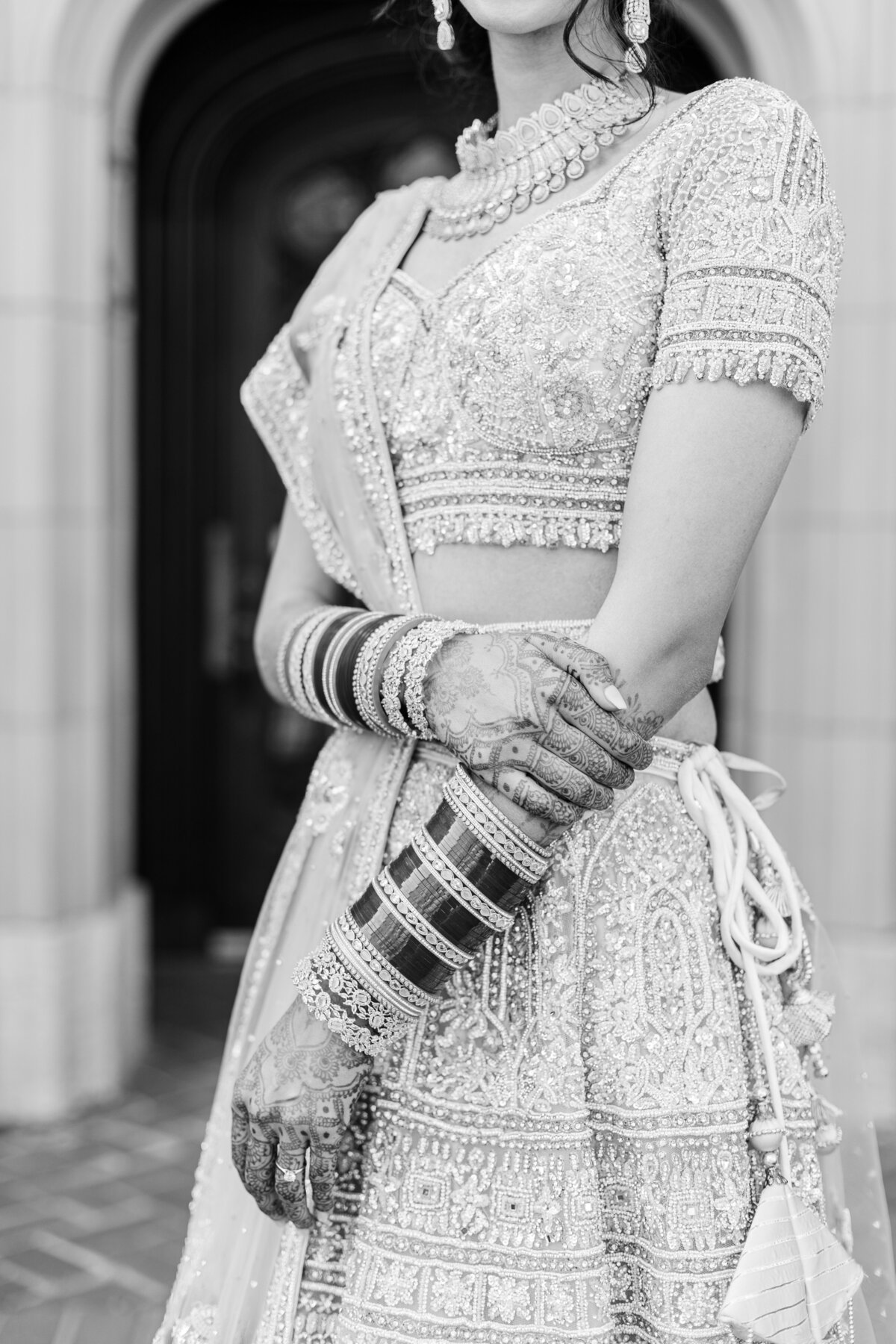 kasia-sicka--photography-lytle-park-hotel-cincinnatiohio-wedding-photographer-cincinnati-art-museum-shaina-perry-wedding