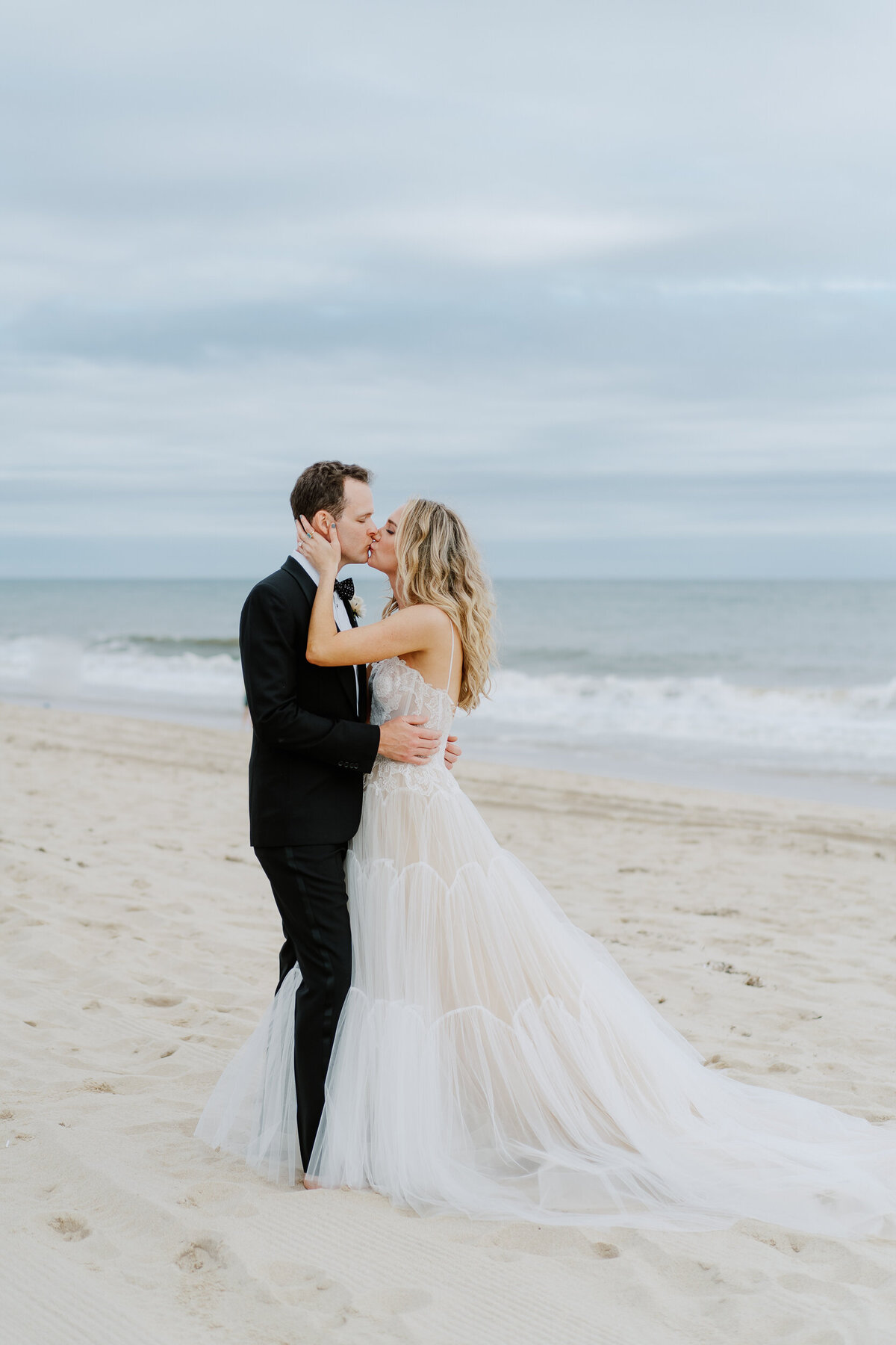 Gurneys-Montauk-Wedding-00094