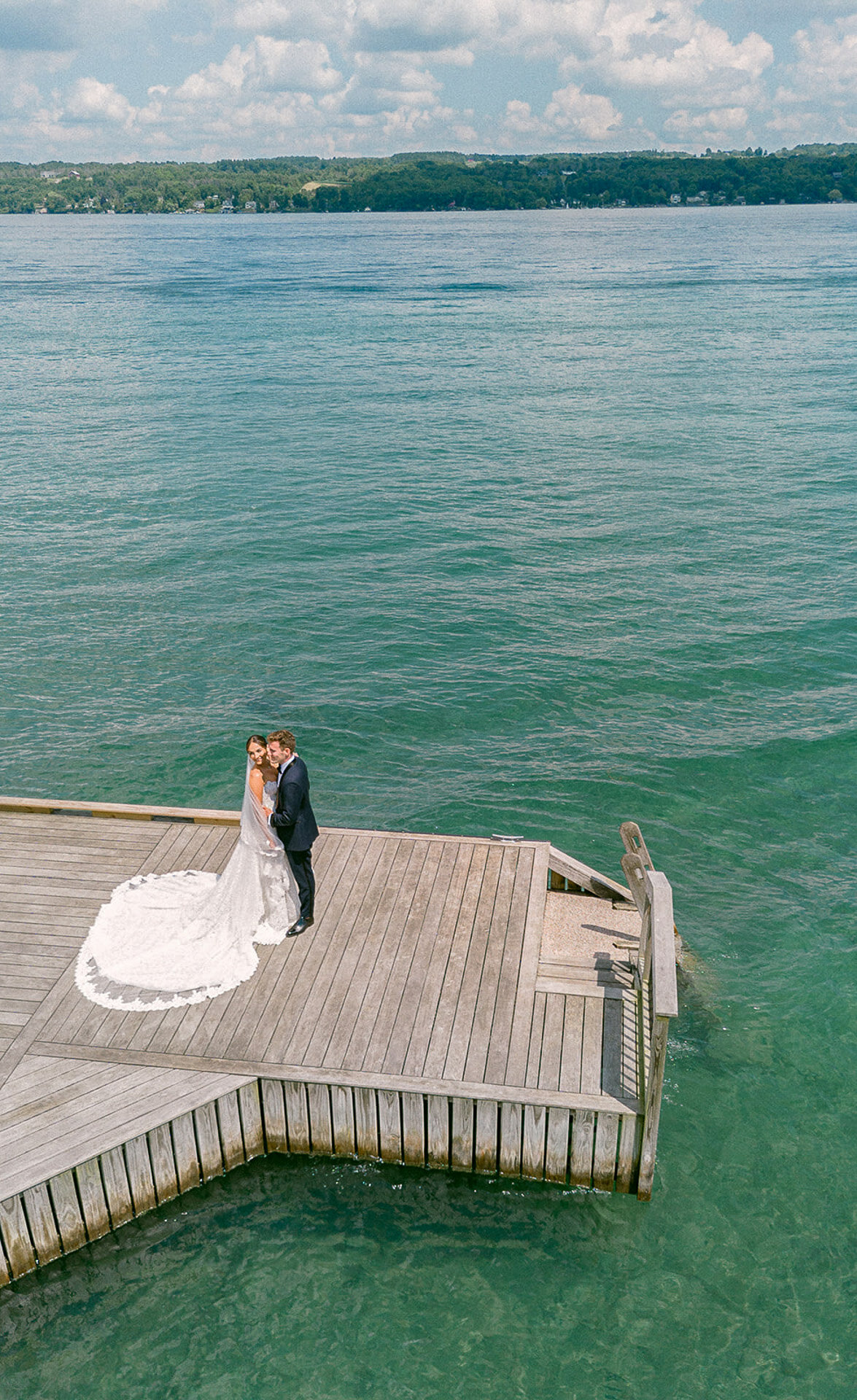 Emerson Park Wedding Assist_by Blush Wood (1 of 8)
