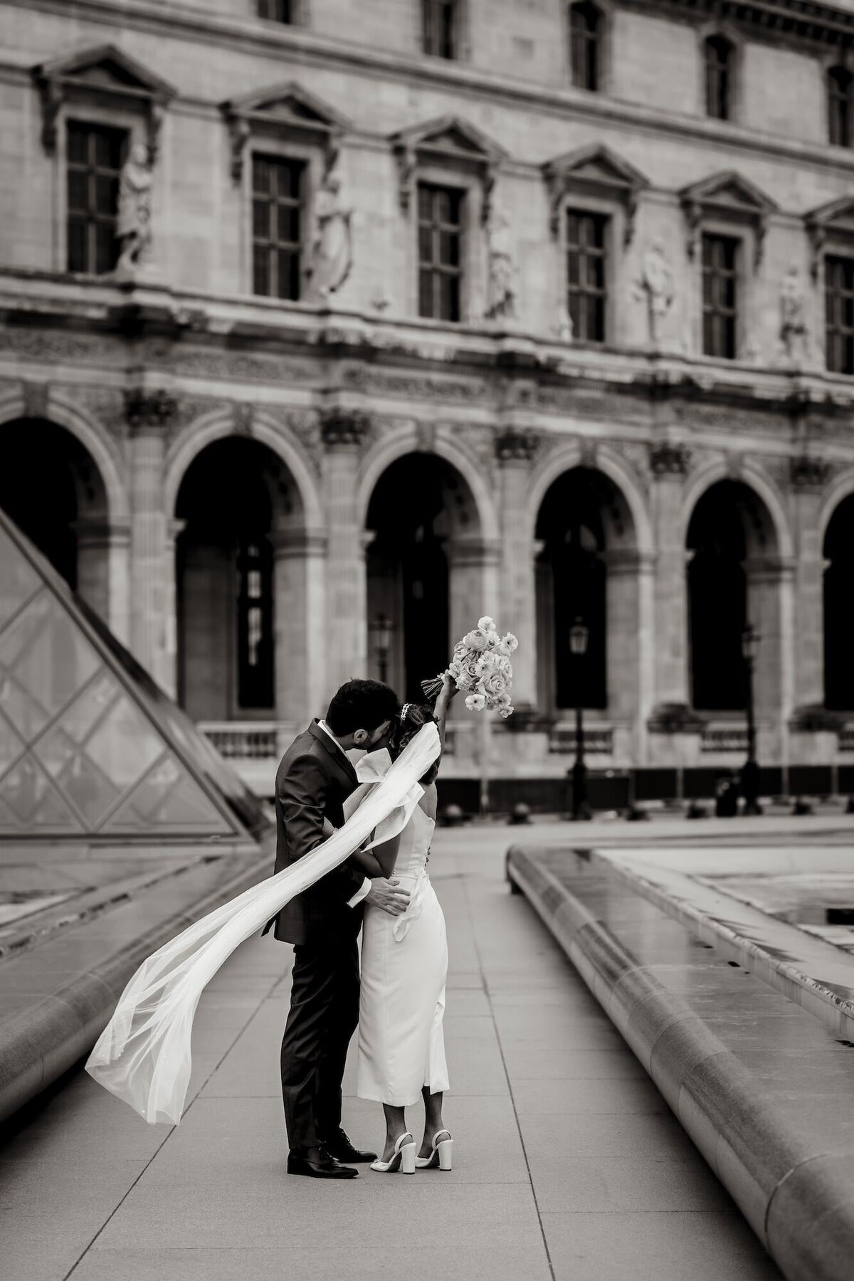 ANNABEE Photography - Alejandra & Alexis Bridal Paris125 BW