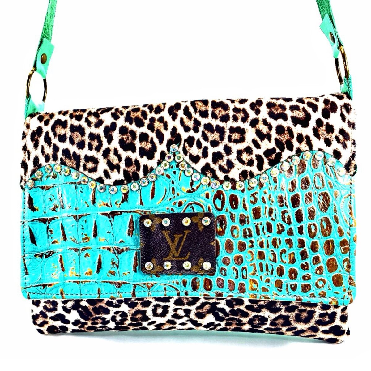 Turquoise Leather Purse 01