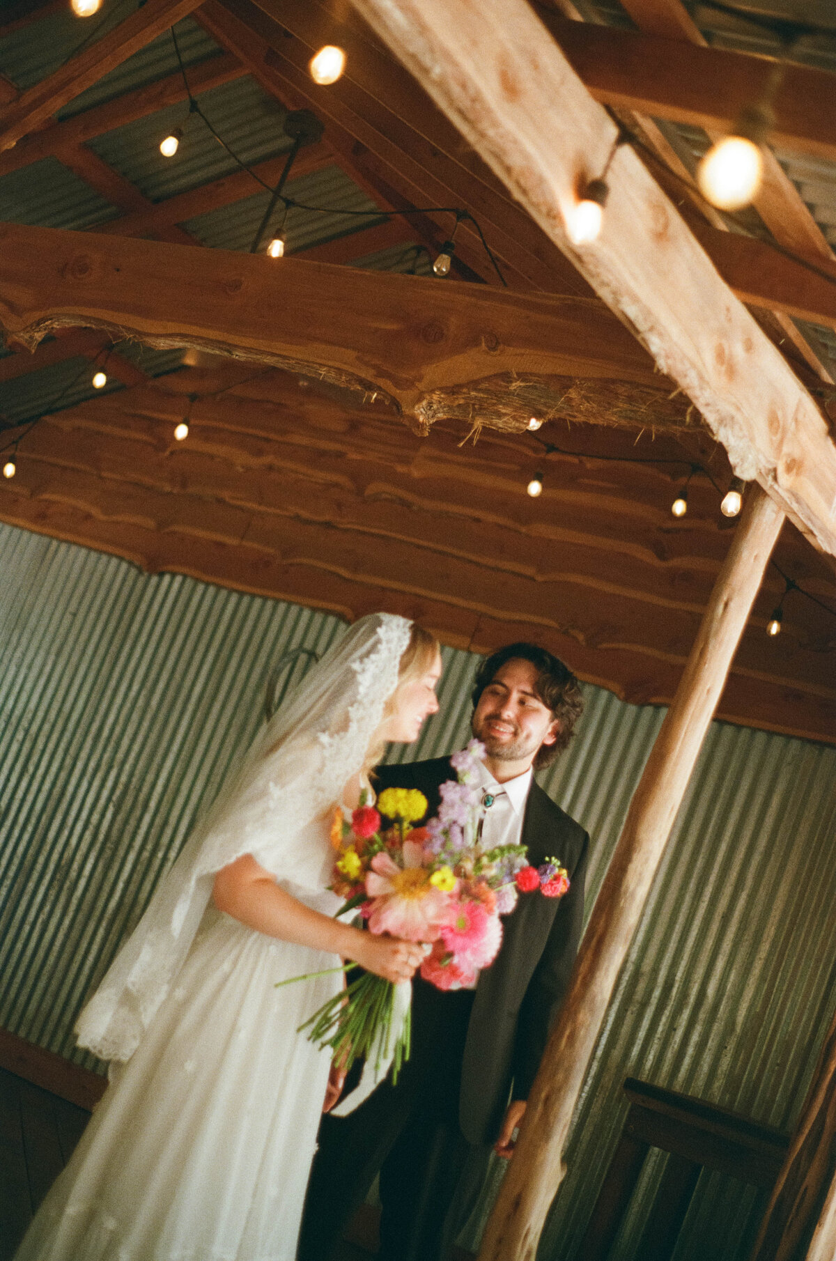 Chloe&ThomasWeddingPhotos_FirstLooks_AustinWeddingPhotographer_HereafterFilms-63