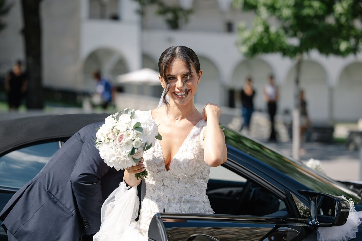 b248fe77-667e-4c80-8160-0c6260bb3730