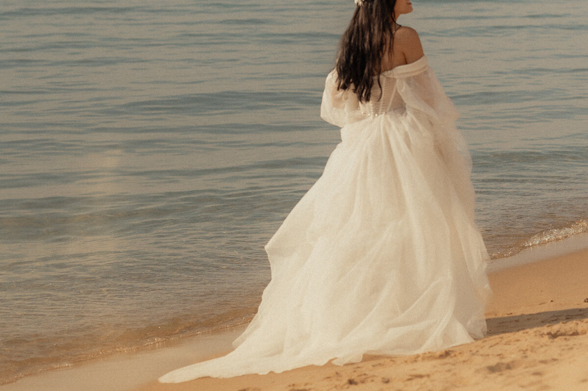 michigan hawaii elopement photographer
