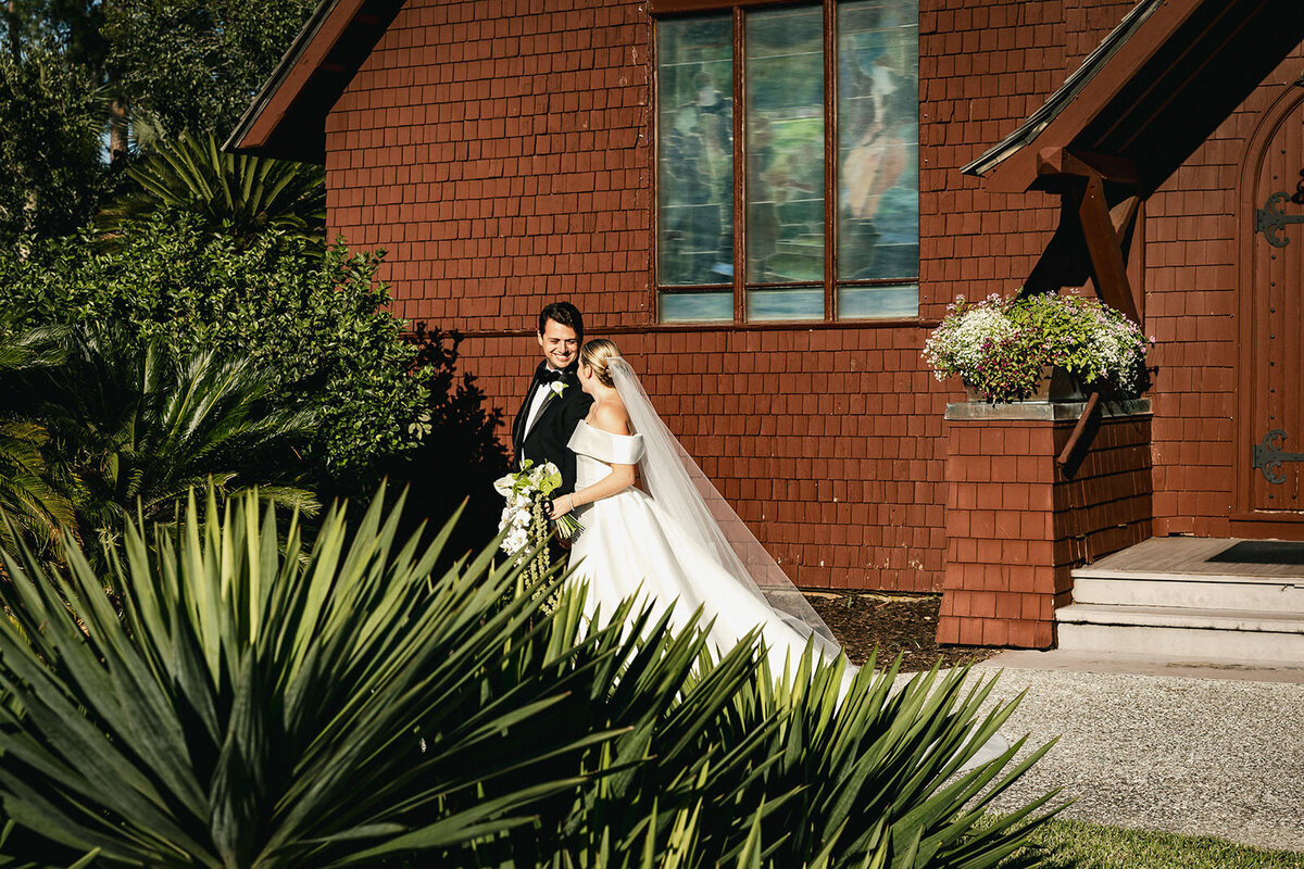 jekyll-island-faith-chapel-wedding-ceremony-wedding-photographer