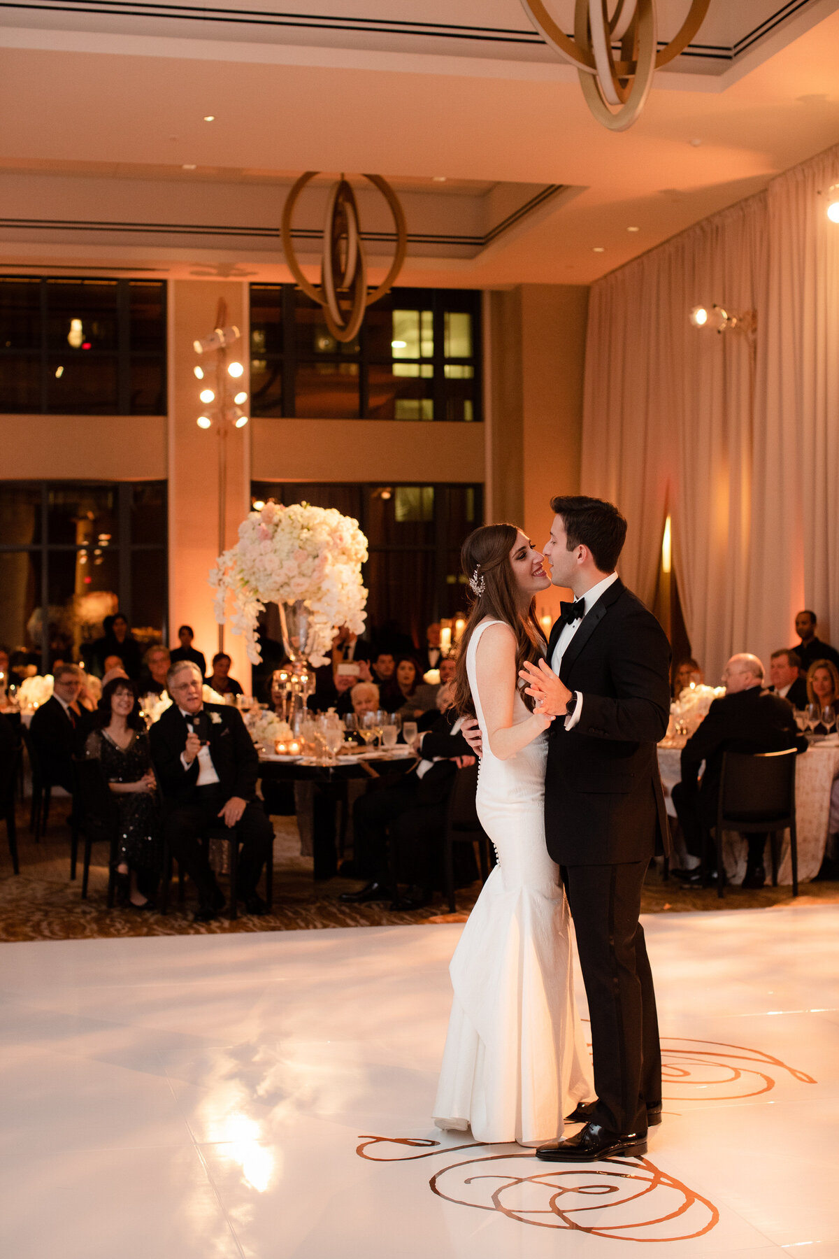 MagnoliaBluebird_InterContinental_Wedding_RebeccaIkes18