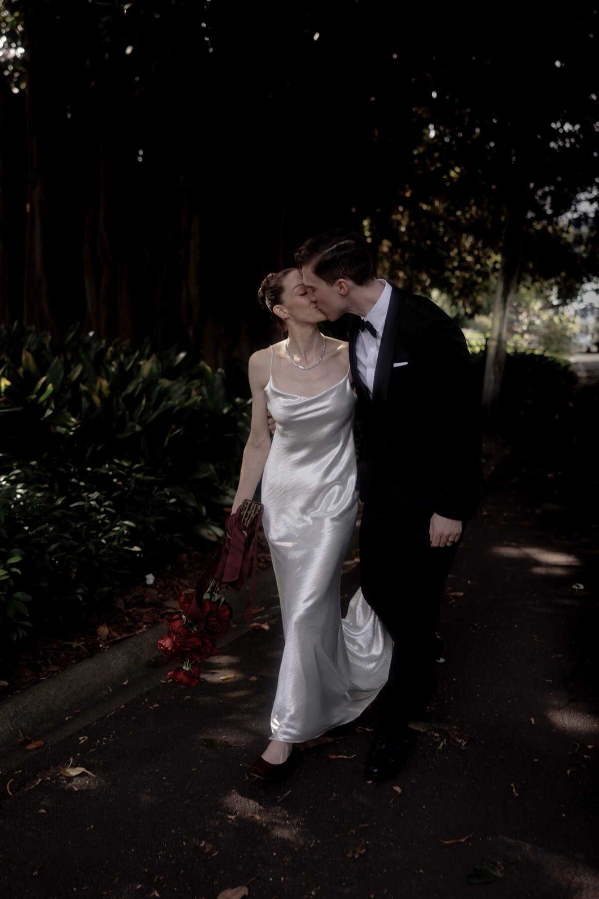 Maegan-Brown-Moments_20240120_Wedding_Stella-Julian_Botanical-Gardens_Sophia-Prahran-Arcade_2372
