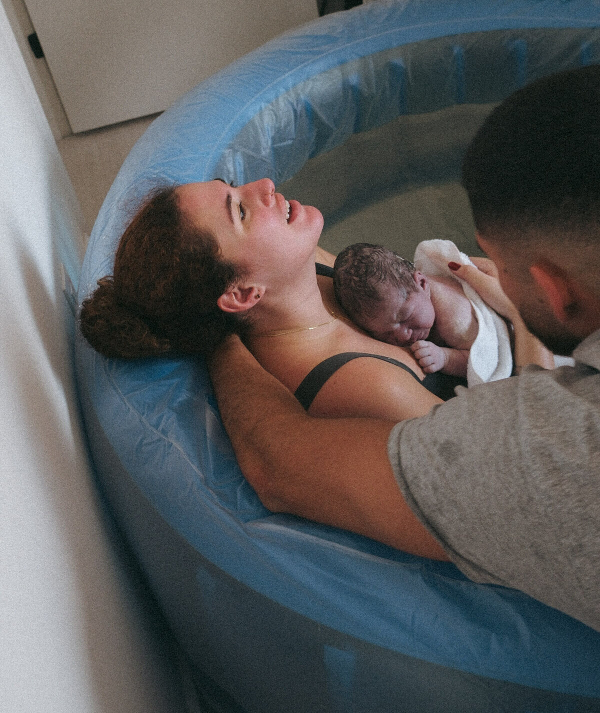 homebirth-mom-happy