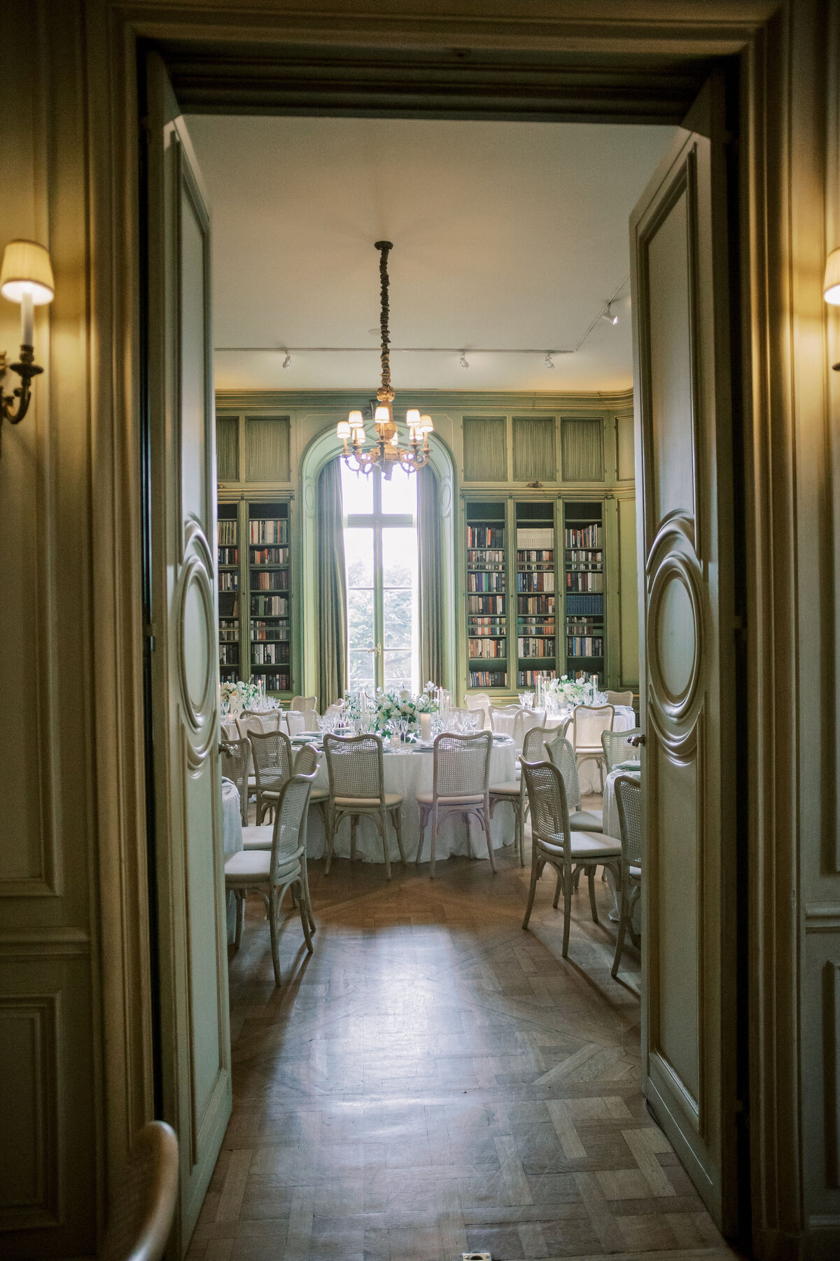 Vicki Grafton Elevated DC Wedding Photographer Meridian House 164