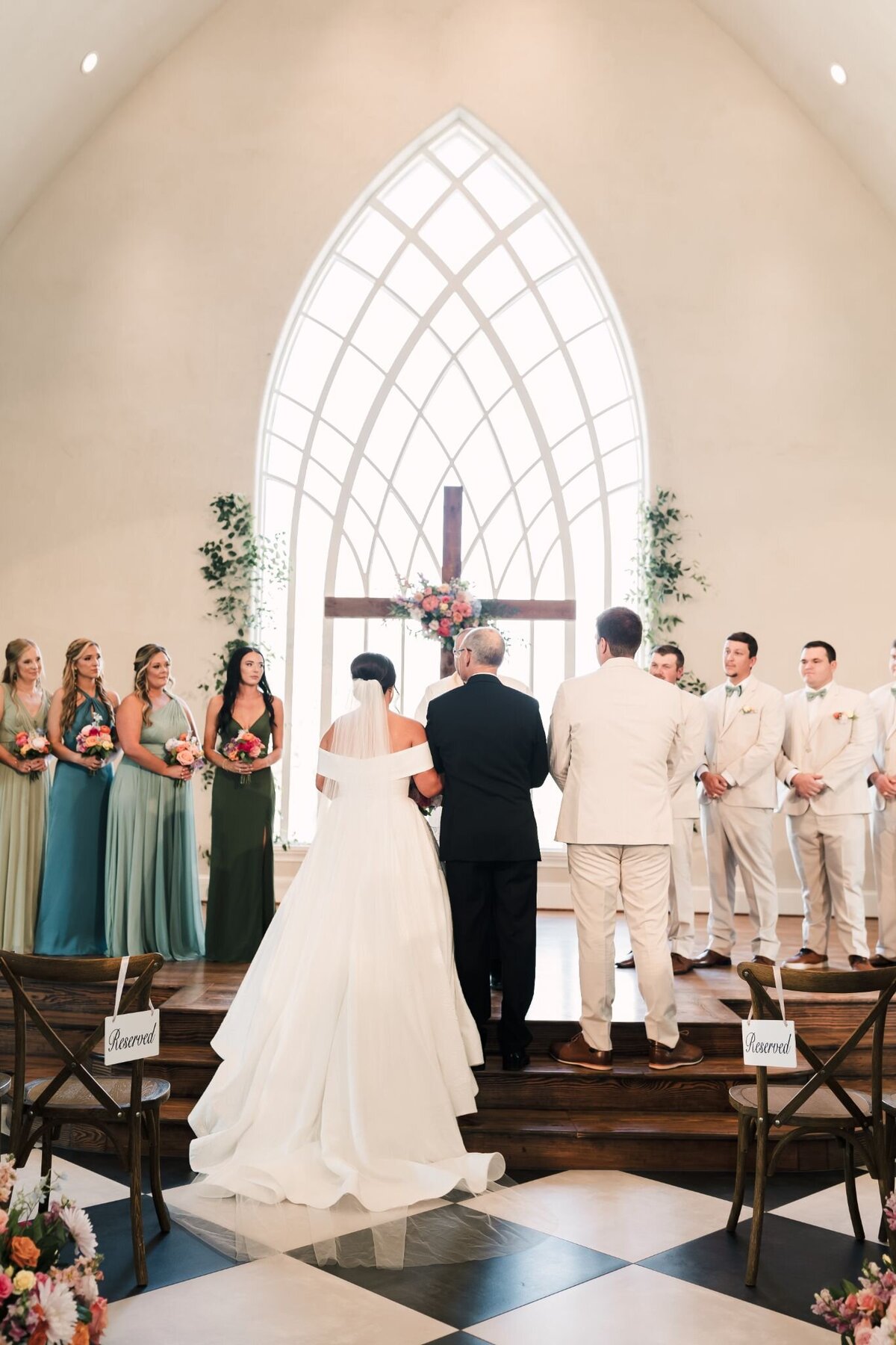elegant-wedding-florals-tamara-menges-designs--18