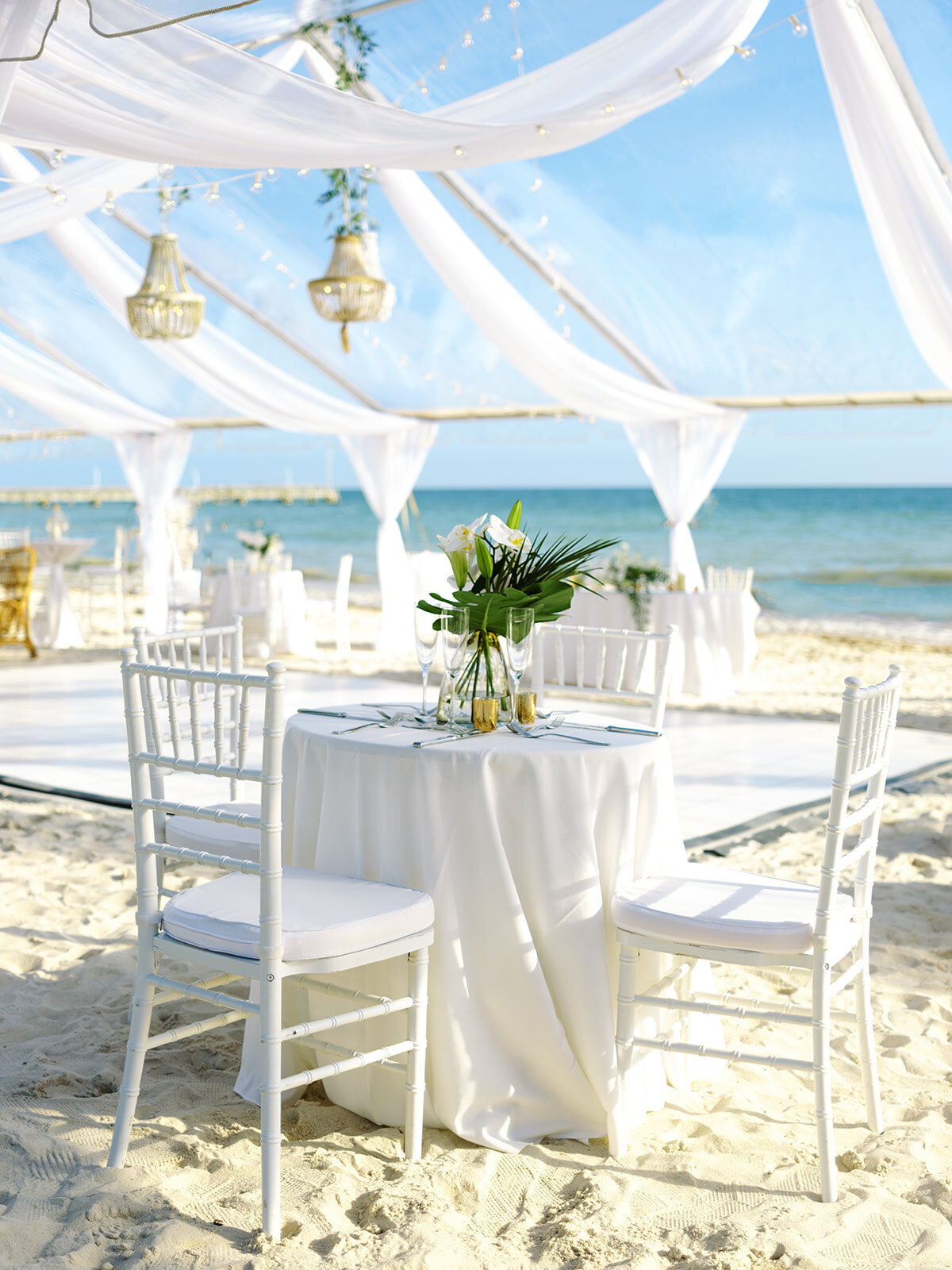 4 THE REACH RESORT KEY WEST - FLORIDA KEYS WEDDING PLANNER - LITTLE MISS PLANNER - CARE STUDIOS PHOTOGRAPHY - KEY WEST WEDDING