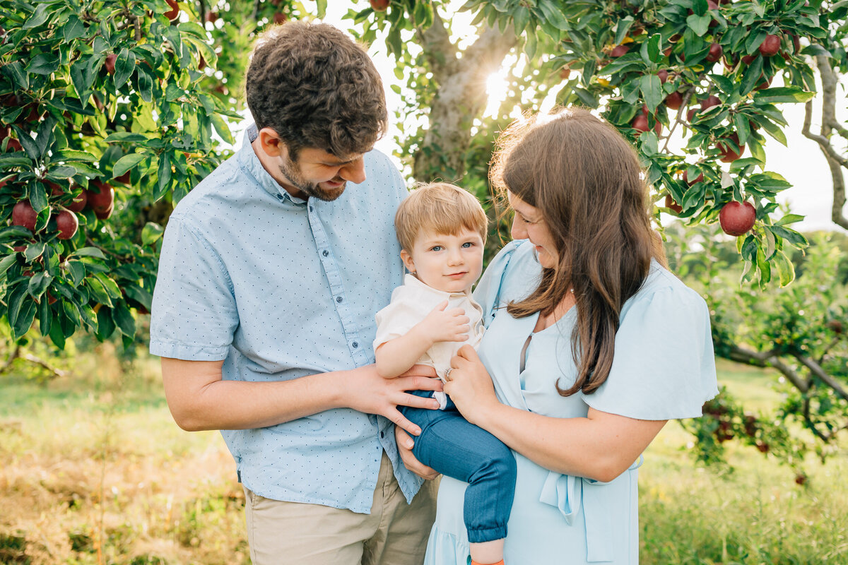 Sharon Leger Photography | Canton CT Newborn and Family Photographer -4