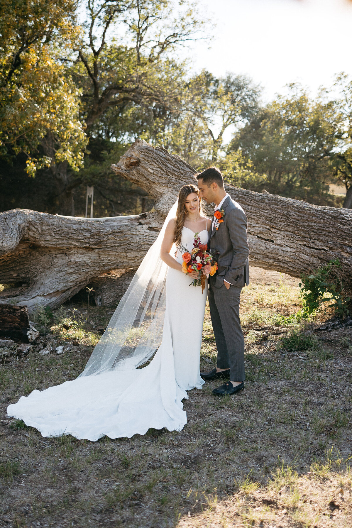 Elm-pass-woods-teepee-wedding-festival-leah-thomason-photography-9