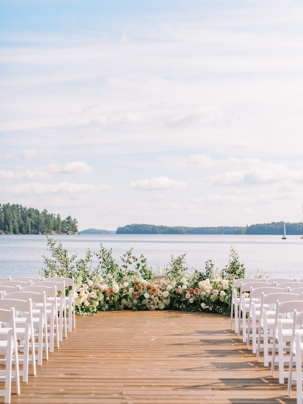 AshleyPigottEvents-Wedding-Emily&Conrad-Muskoka-LakeJoseph-027