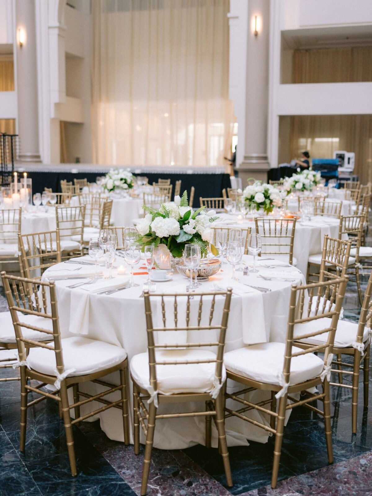 curtis-atrium-philadelphia-luxury-wedding-06