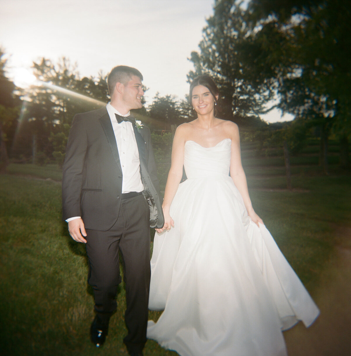 Club-at-Corazon-Wedding-ColumbusOhio-JNBroski-OliviaCasey081