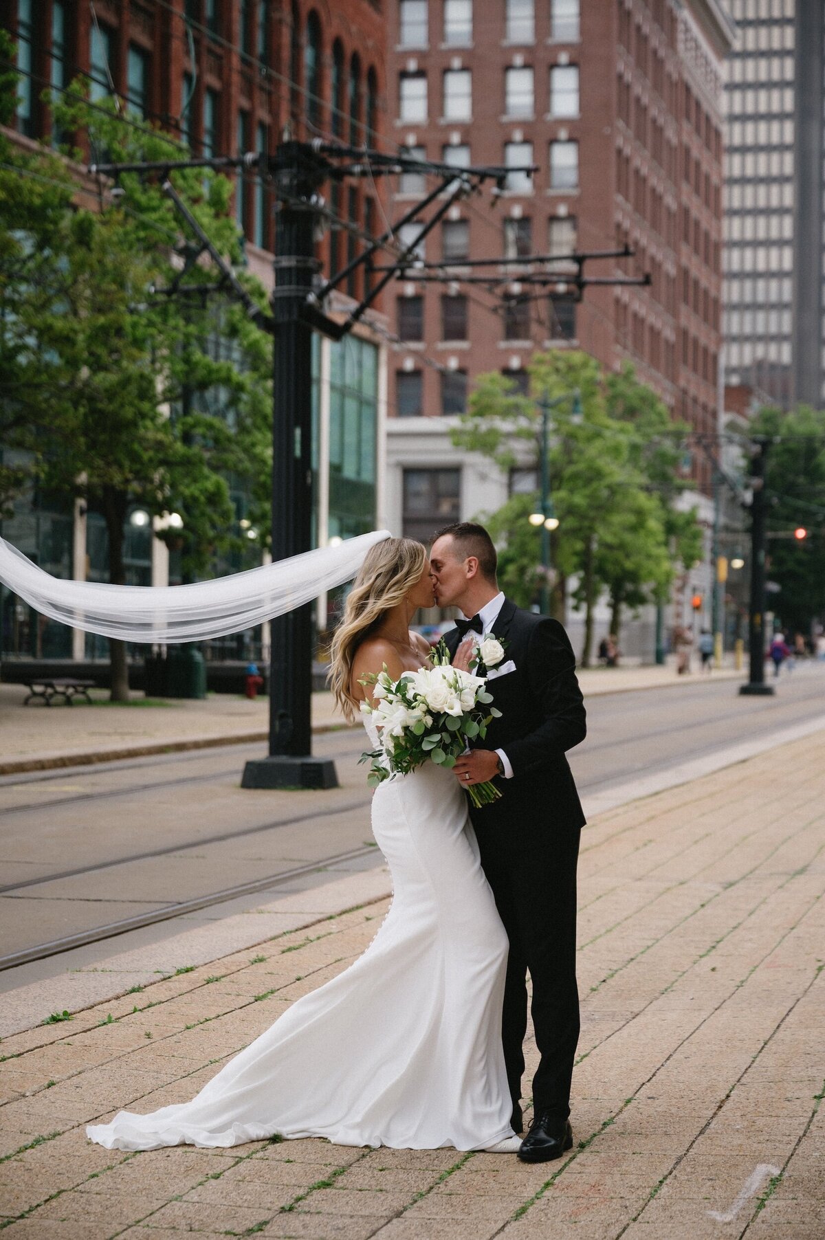 veil-pictures-wedding-day