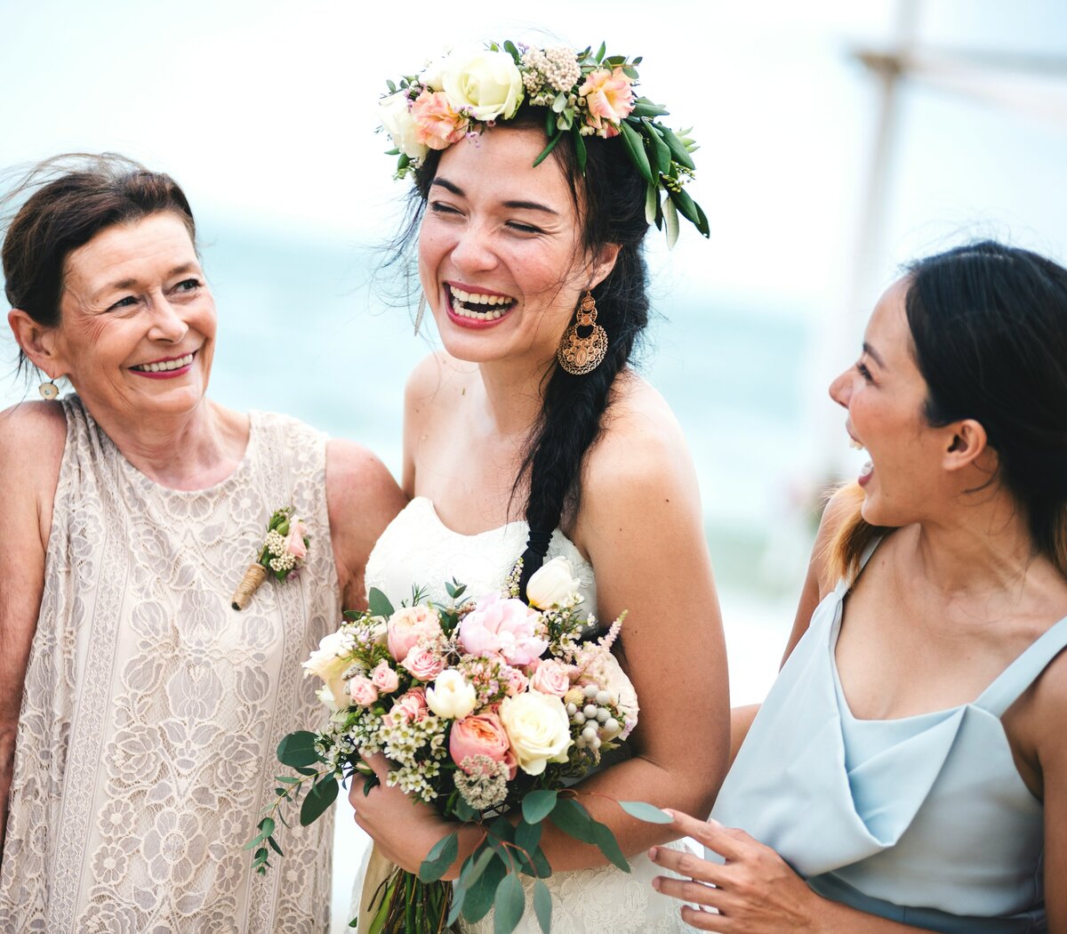 curated-lifestyle-jxmaY6NVS8M-unsplash