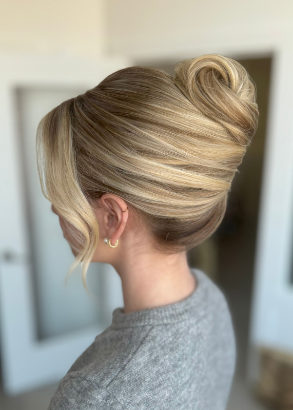 traveling wedding hair and makeup artist  (9)