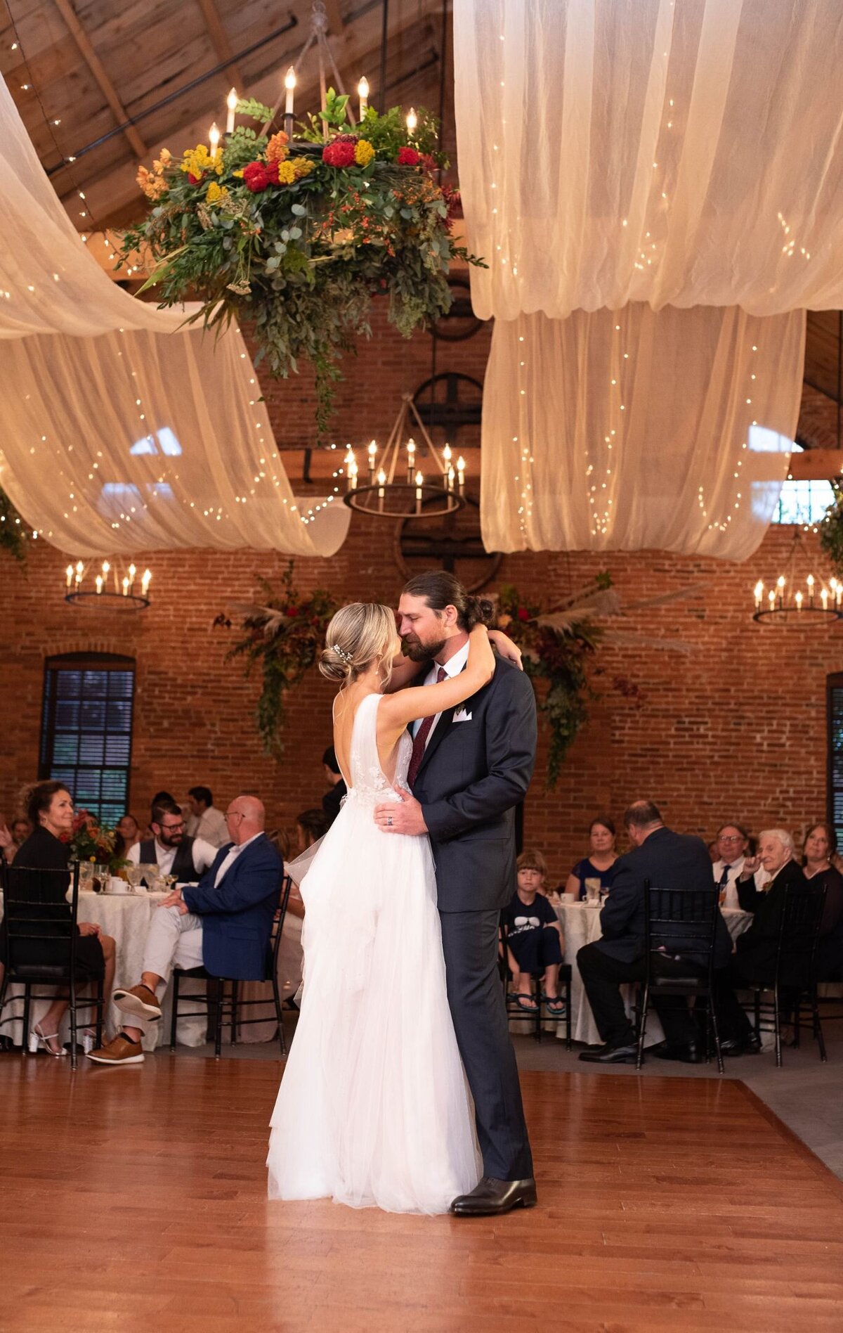 cork-factory-hotel-wedding-reception-135