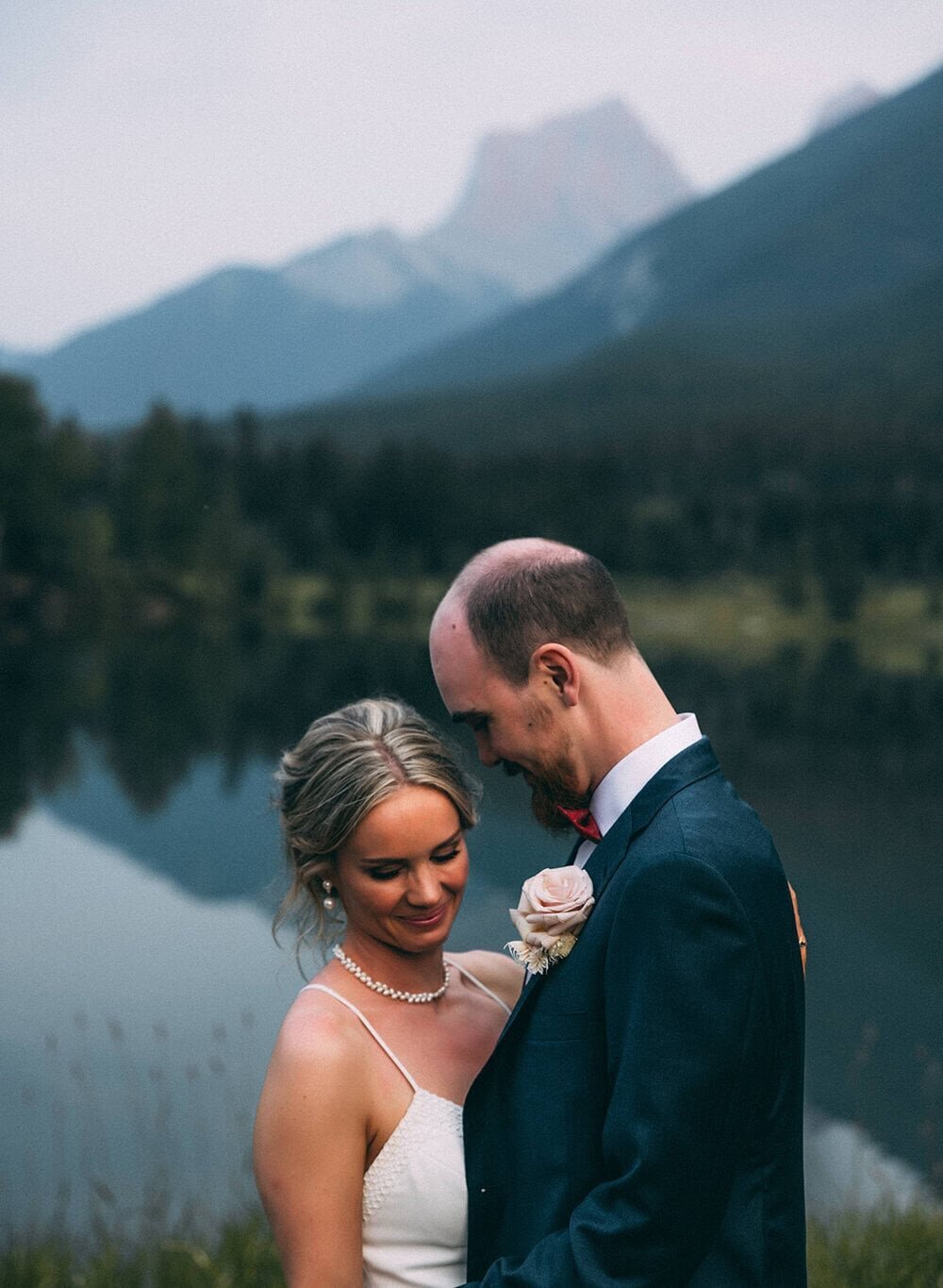 Alberta elopement and micro-wedding galleries by Allie Knulls Photography