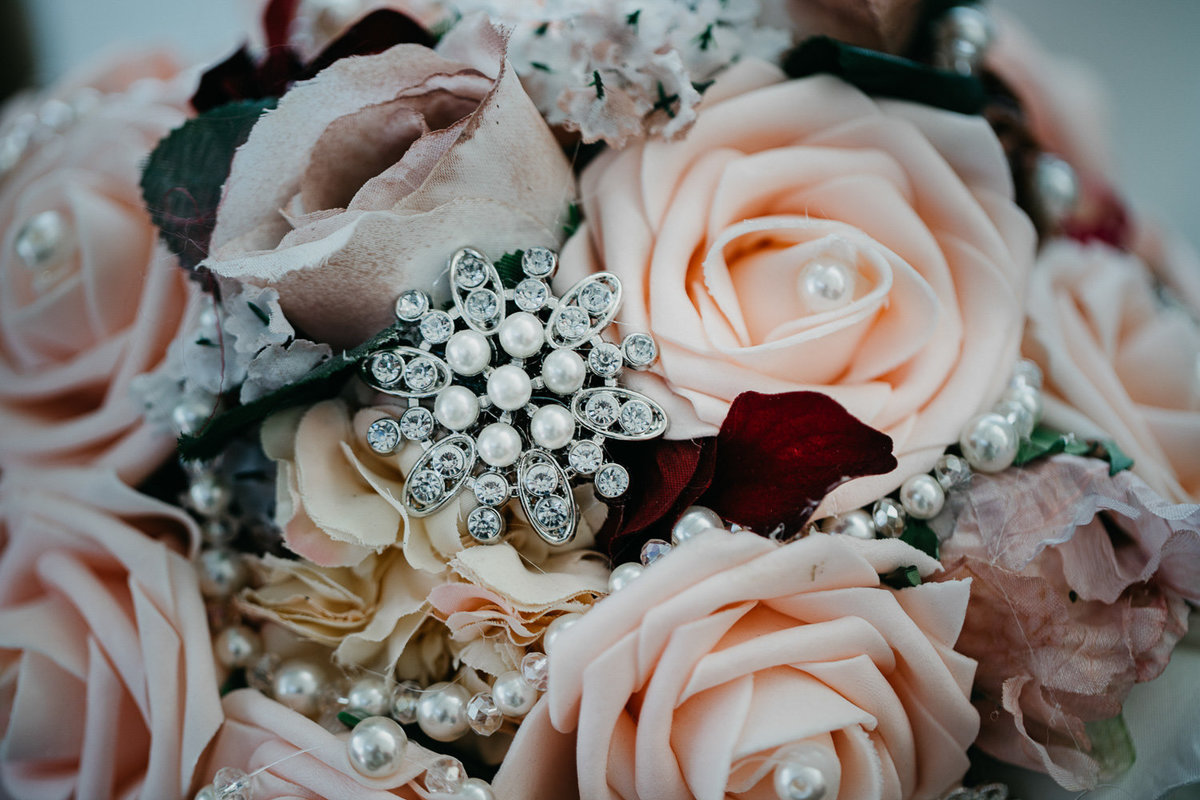 Carissa-Dubuque-Grand River Center-Wedding-Light Burst Photography-13