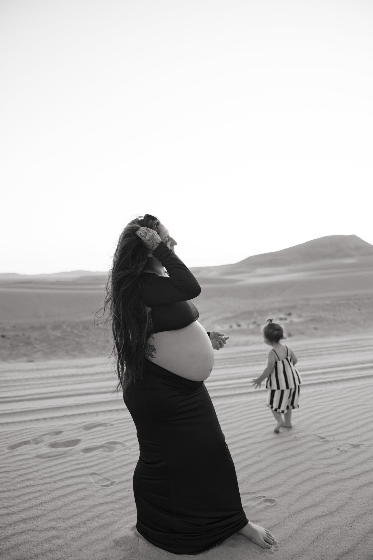 AlyssiaMaternitySandMountain6-25-25-151