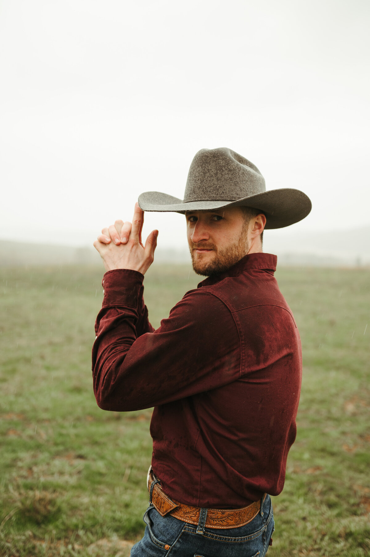 presley-gray-photo-montana-western-style-engagement-3632