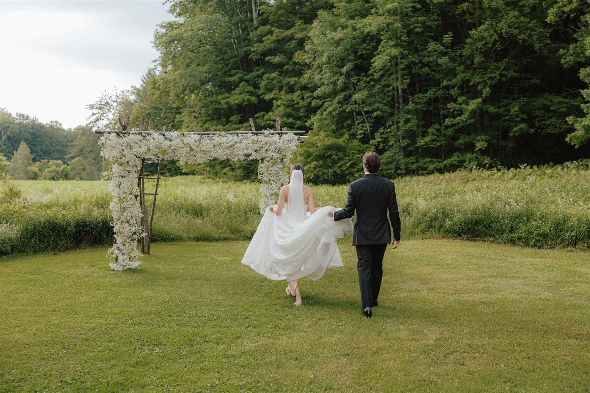luna-munn-photography-lareau-farm-inn-wedding-vermont-shannon-david0274-2