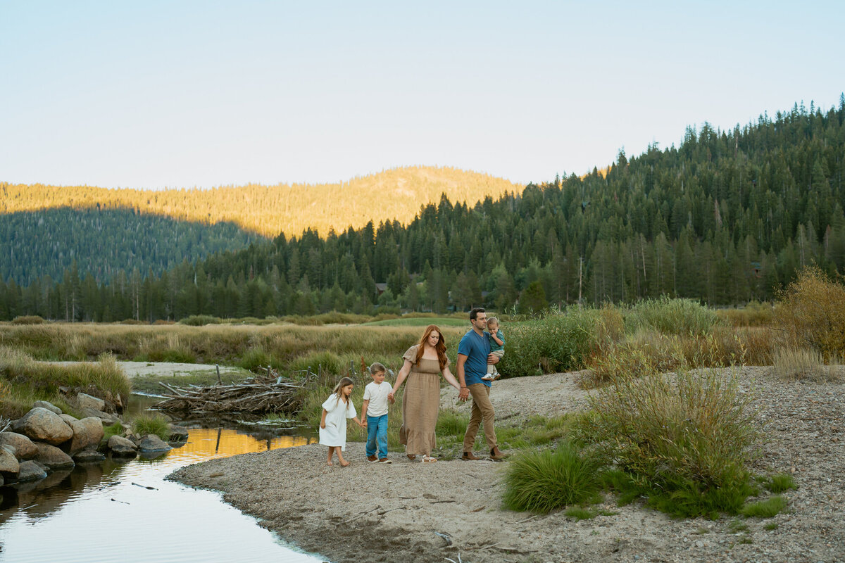 Lake Tahoe-Family-Photographer-93