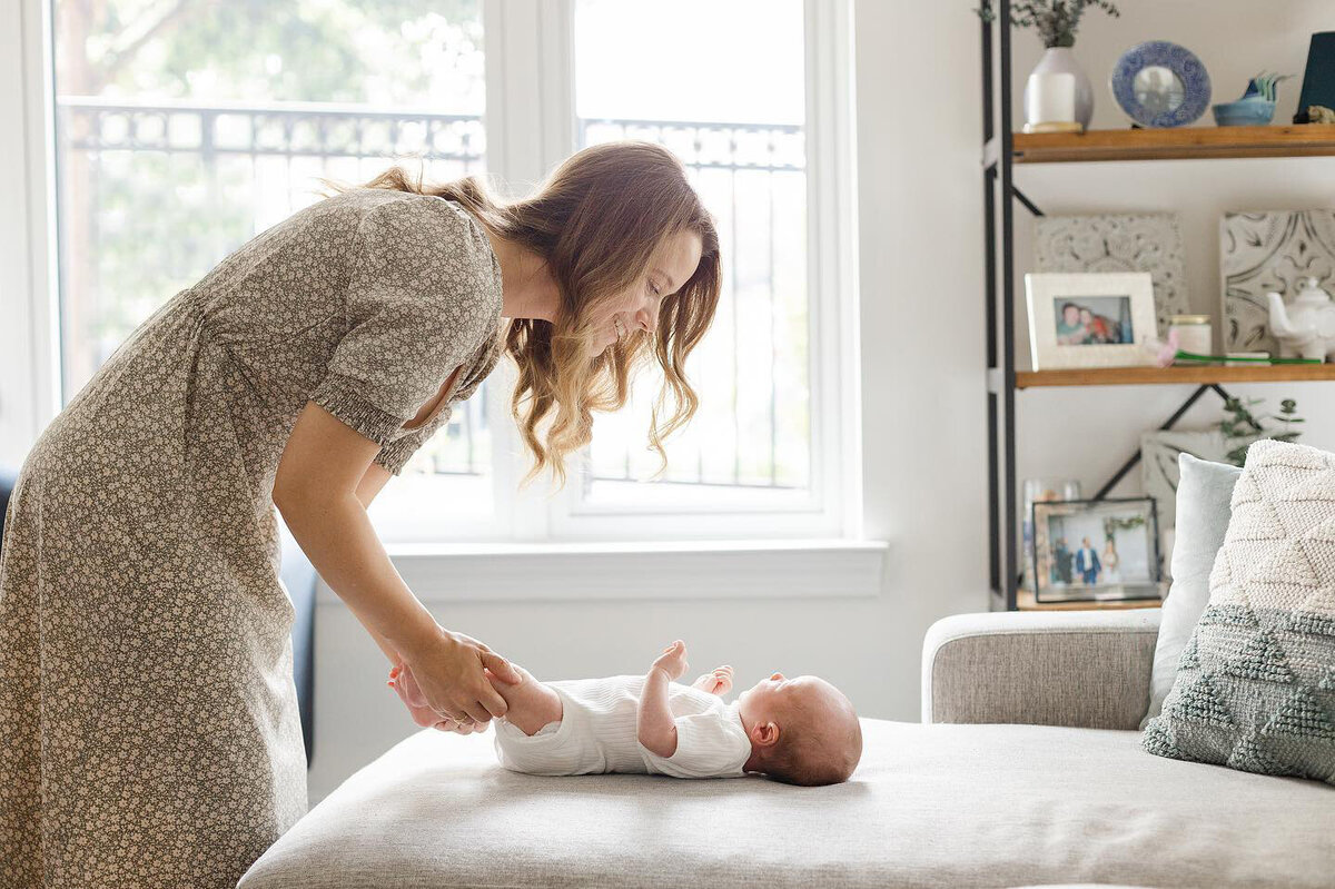 Baltimore newborn photographer (1)