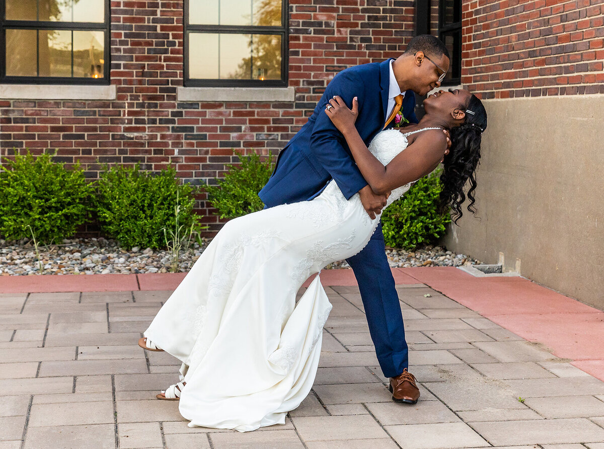 Mr. & Mrs. Morris-595