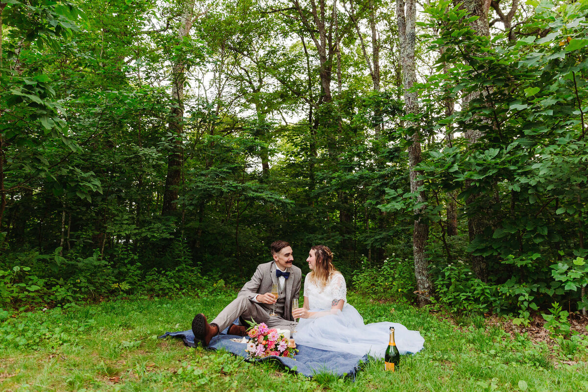 Chestoa-Overlook-NC-Elopement-13