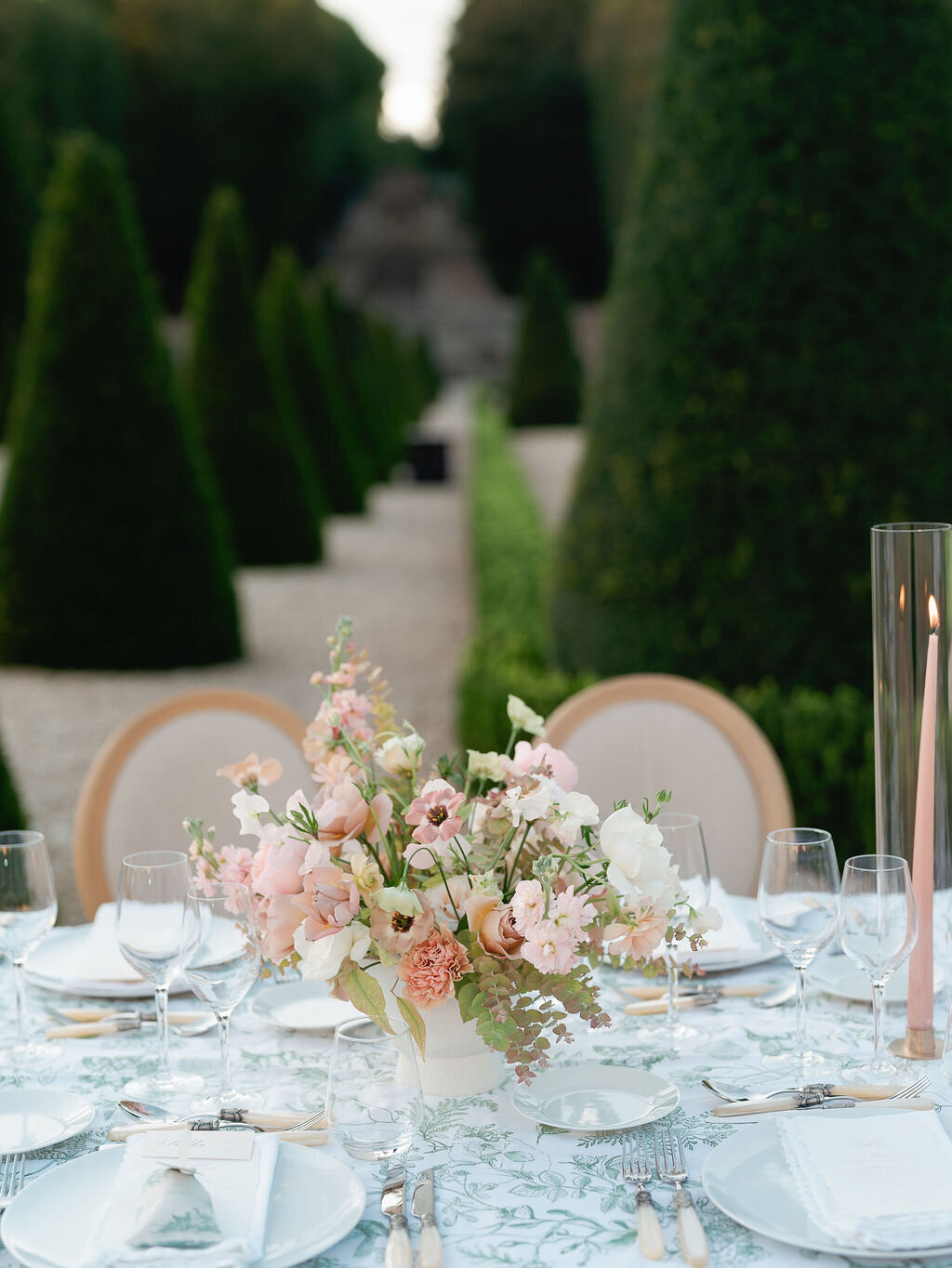 Chateau_de _Villette_paris_wedding_florist_capucineatelierfloral1 3