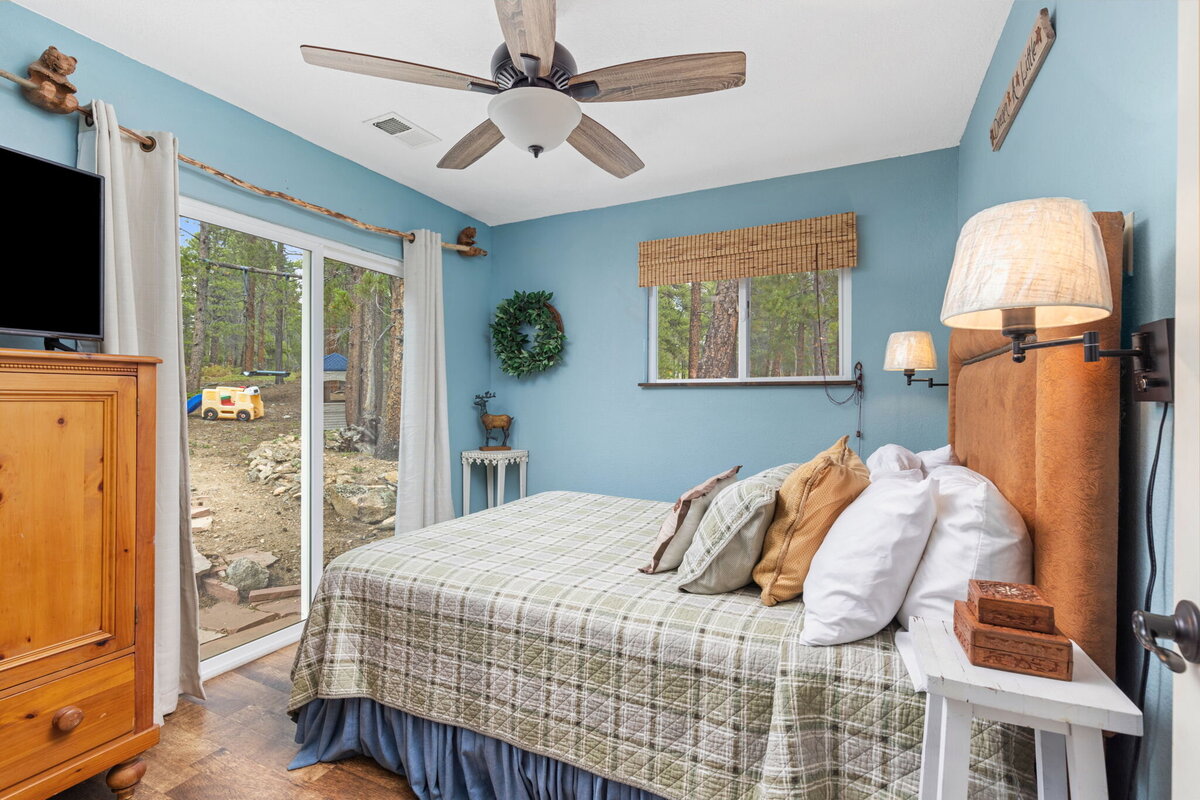 498 Mountain Meadows Dr Black Hawk (24)