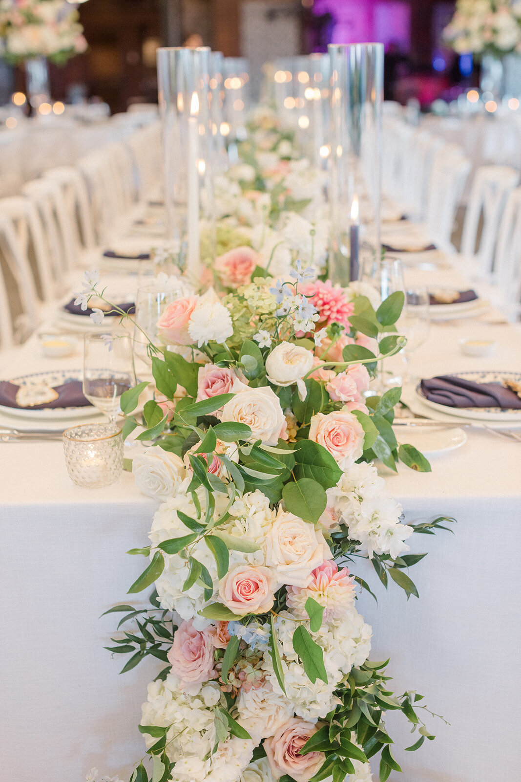 Kate-Murtaugh-Events-Castle-Hill-Inn-pink-floral-garland-headtable-wedding-planner