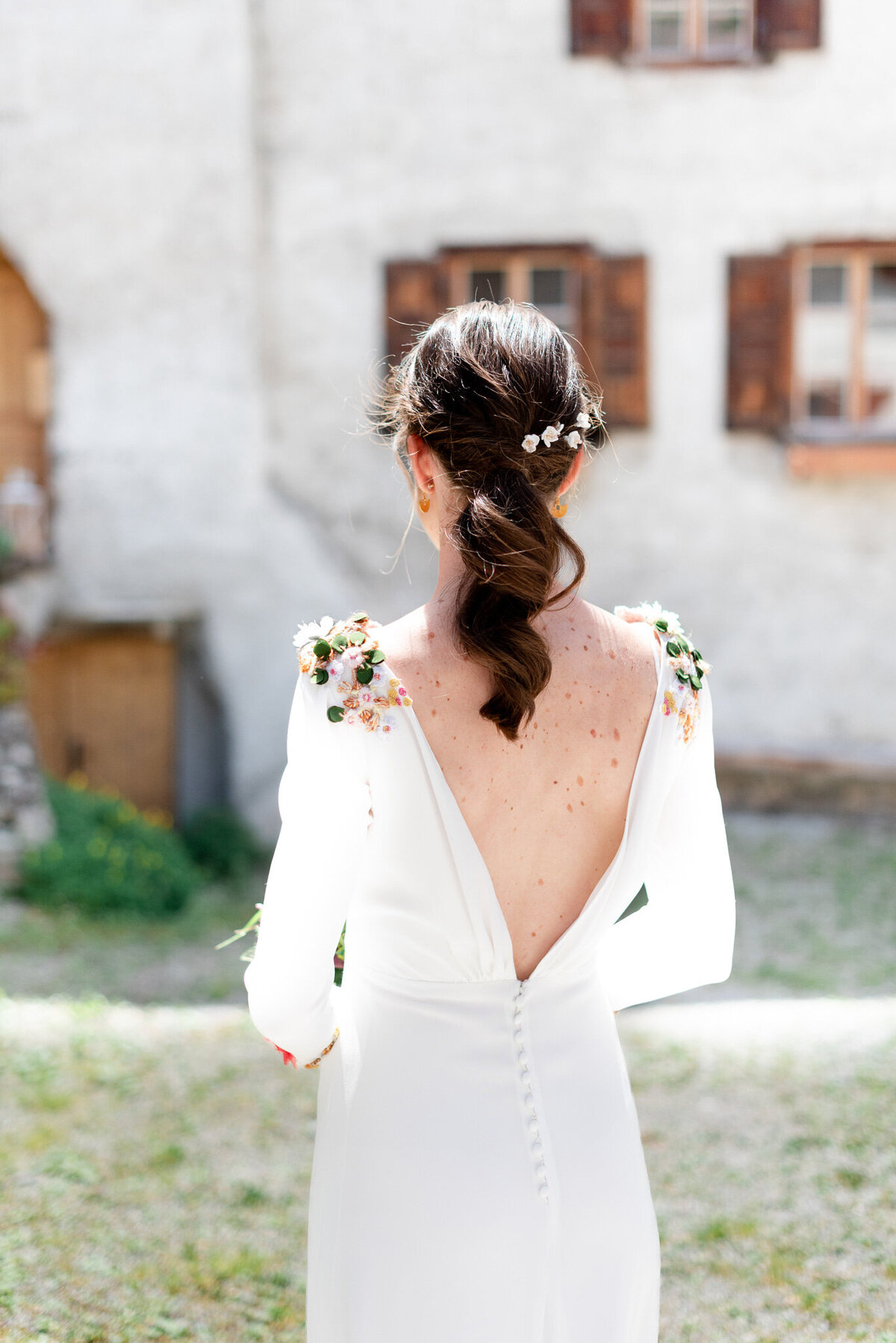 Sarah Schöb_Makeup_Artist_Schweiz_Styling_Ostschweiz_Hochzeitsmakeup_Hochzeitsfrisur_Mobile_Visagistin_modernes_Styling49_2048px