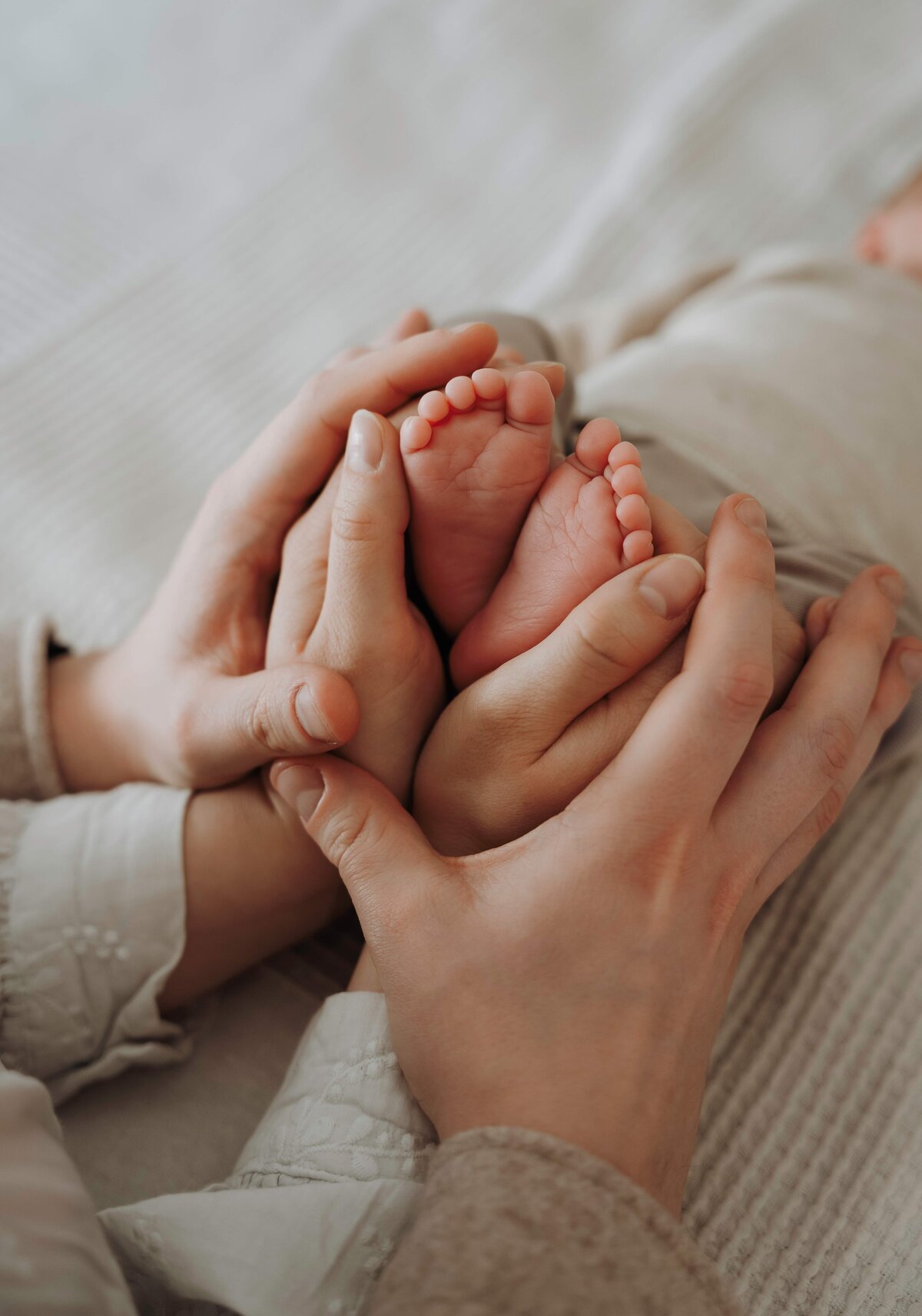 Newborn fotograaf limburg, Newborn fotograaf, Newborn fotograaf haelen, Newborn fotograaf roermond, Newborn fotograaf leudal, Newbornshoot haelen, Newborn shoot leudal, Newborn shoot roermond, Newborn fotografie in de buurt van haelen