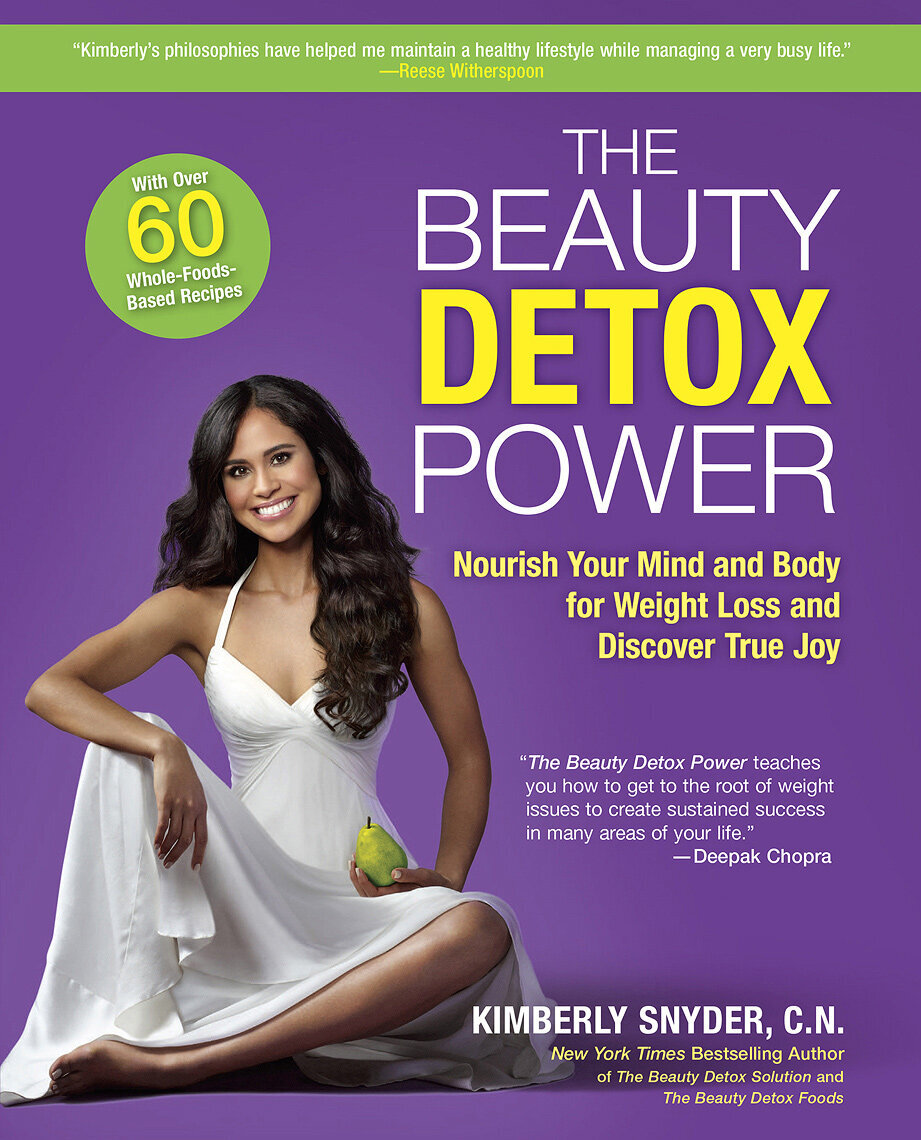 Cover of 'The Beauty Detox Power' book by Kimberly Snyder, promoting health and wellness.