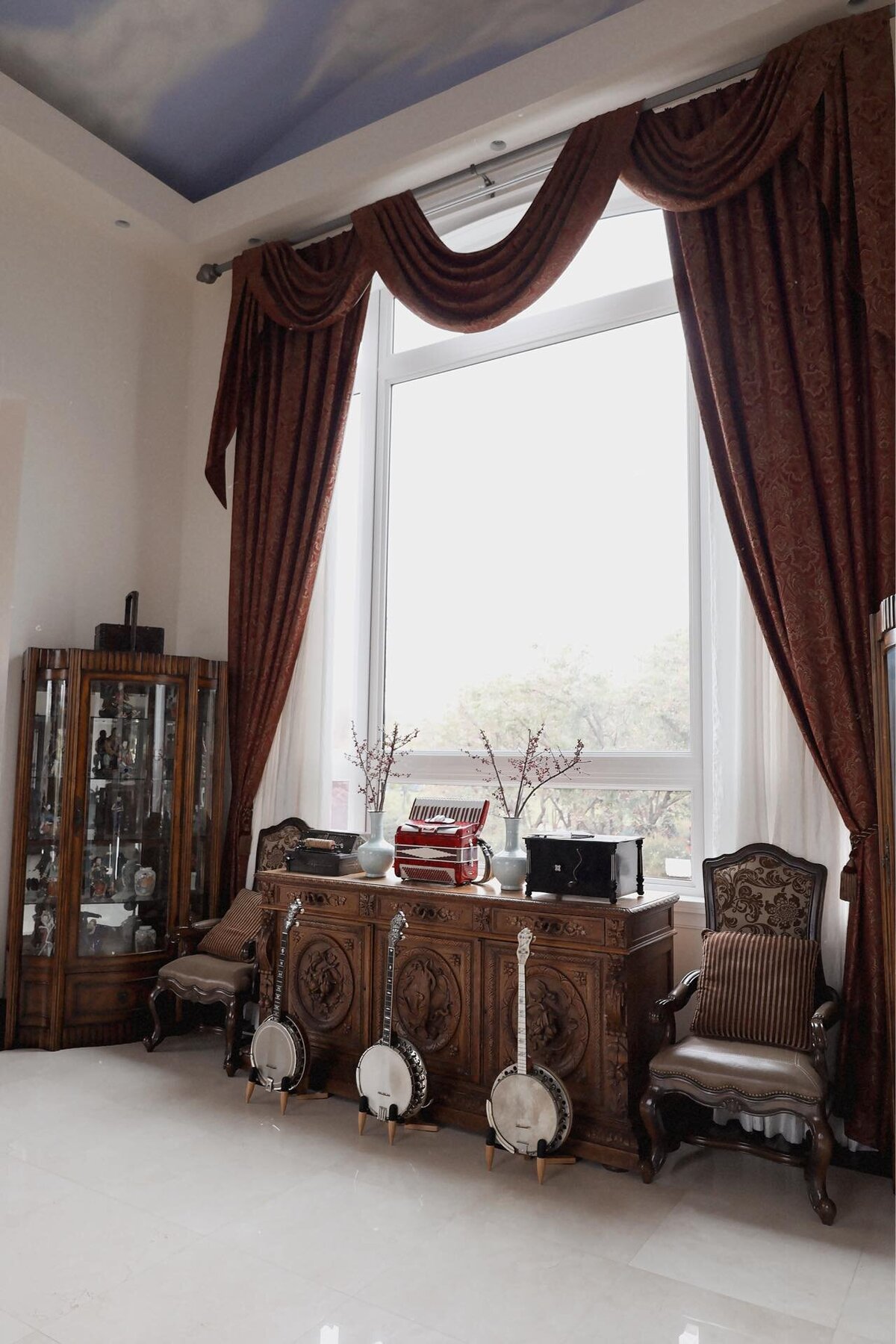 manor-lounge-venue-2.pic